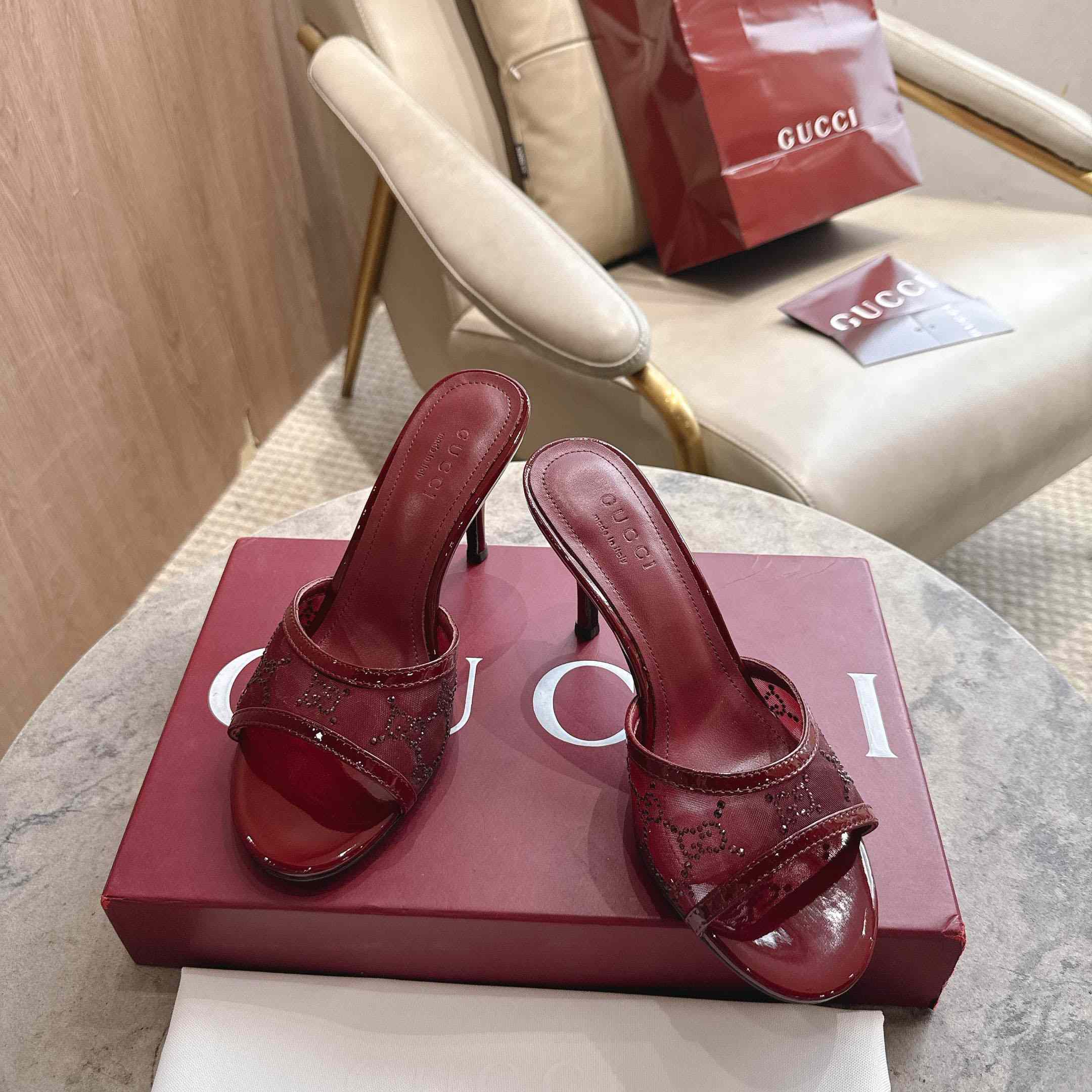 Gucci Women's crystal slide sandal - DesignerGu