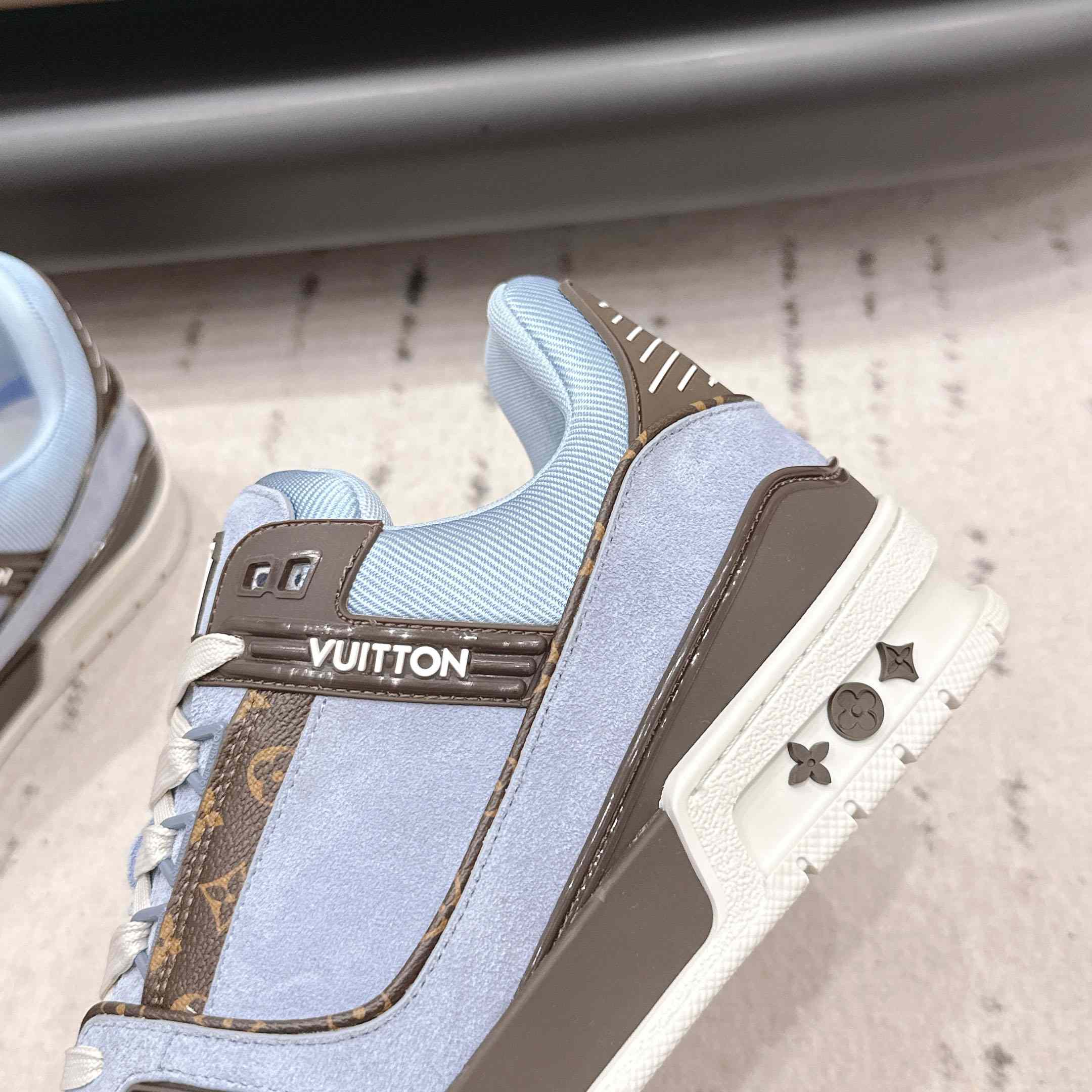 Louis Vuitton LV Trainer Sneaker 1AKB6Q - DesignerGu