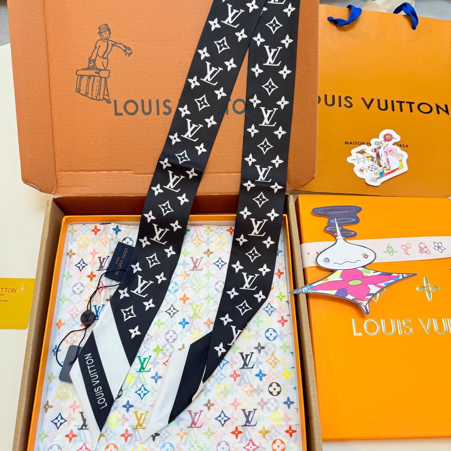 Louis Vuitton Monogram Silhouette BB Bandeau  - DesignerGu