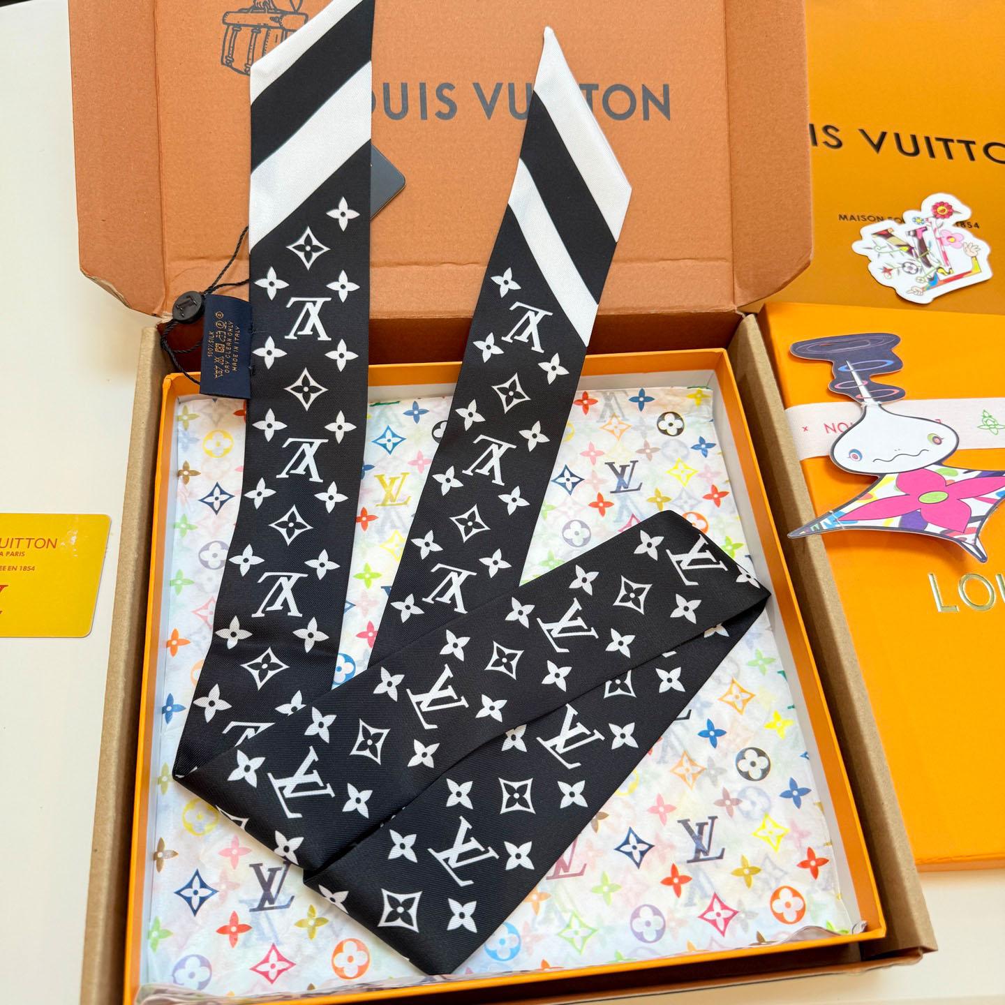 Louis Vuitton Monogram Silhouette BB Bandeau  - DesignerGu