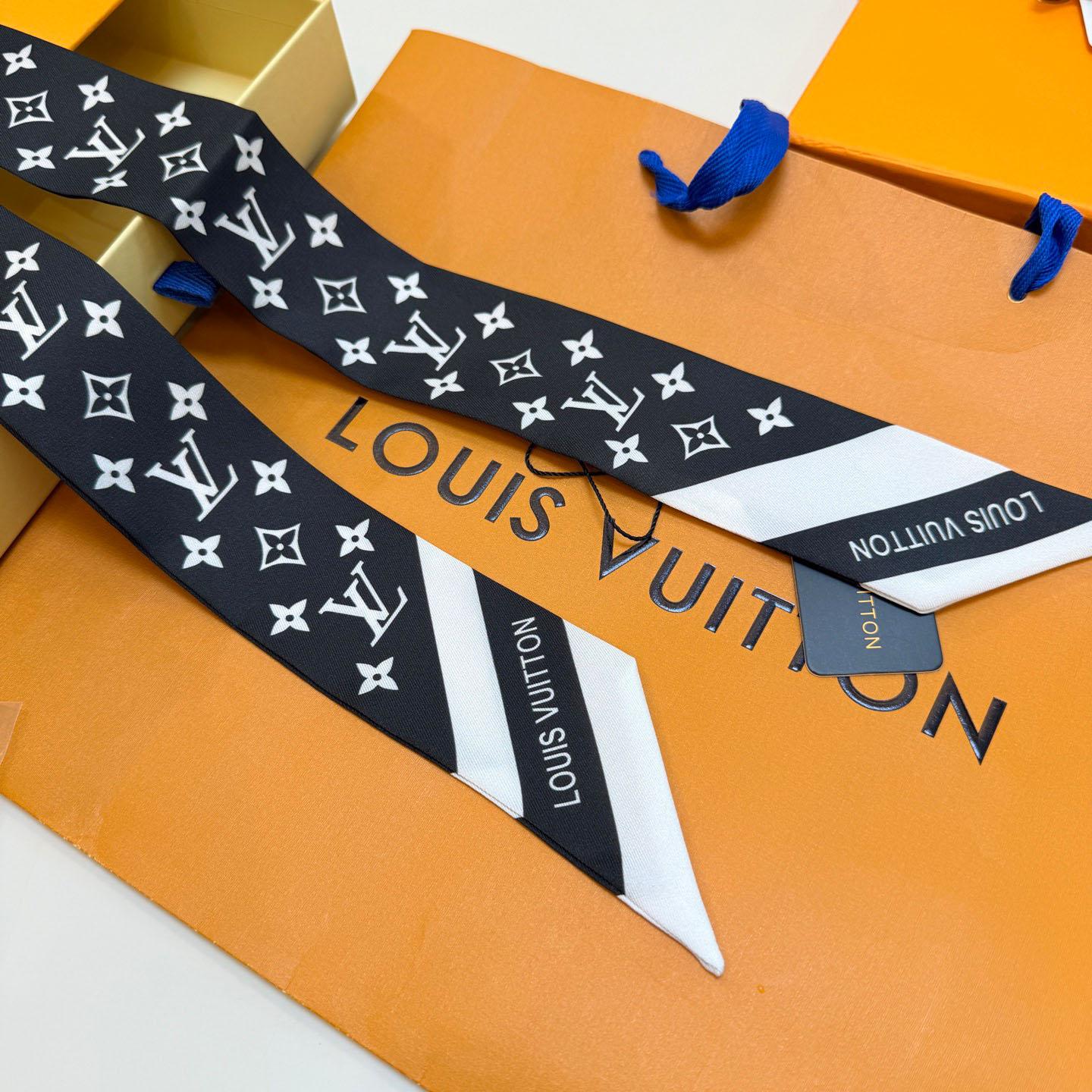 Louis Vuitton Monogram Silhouette BB Bandeau  - DesignerGu