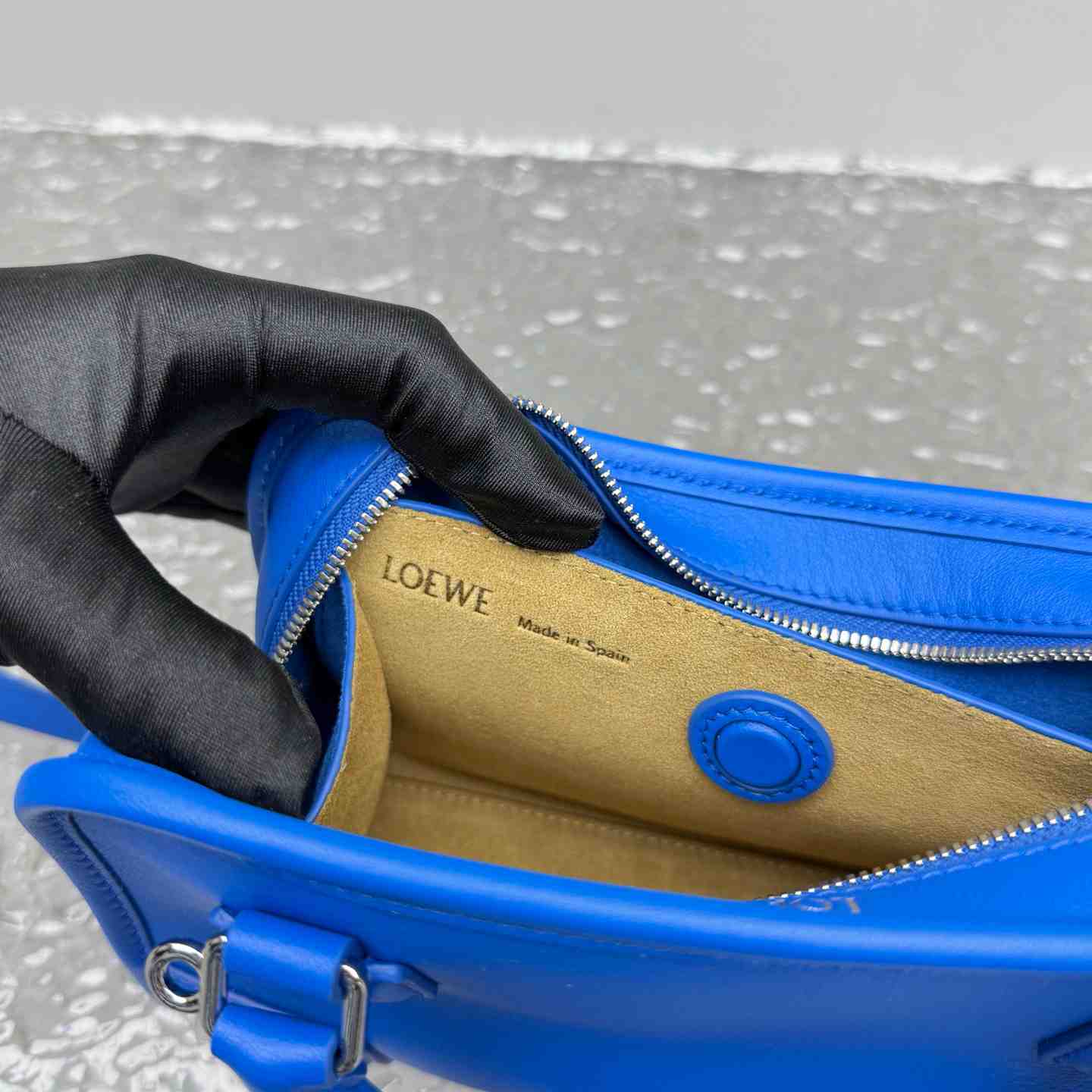 Loewe Mini Amazona 180 Bag In Soft Calfskin - DesignerGu