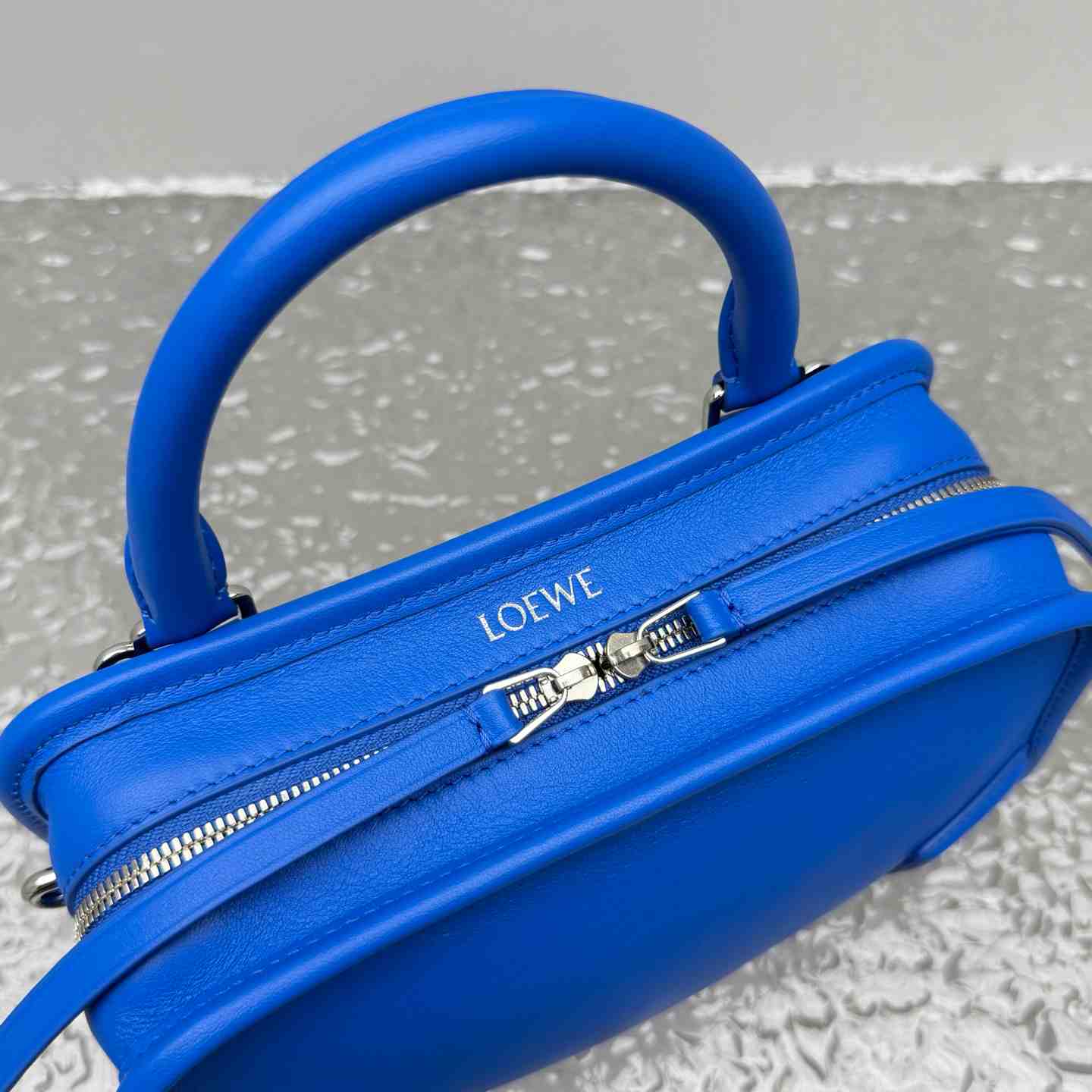 Loewe Mini Amazona 180 Bag In Soft Calfskin - DesignerGu
