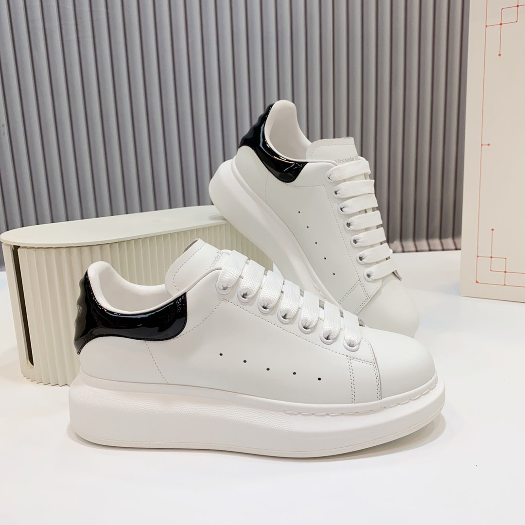 Alexander McQueen Oversized Sneaker  'White Black' - DesignerGu