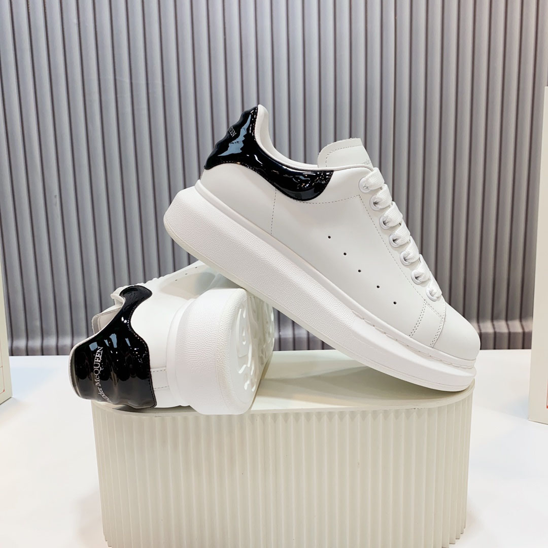 Alexander McQueen Oversized Sneaker  'White Black' - DesignerGu