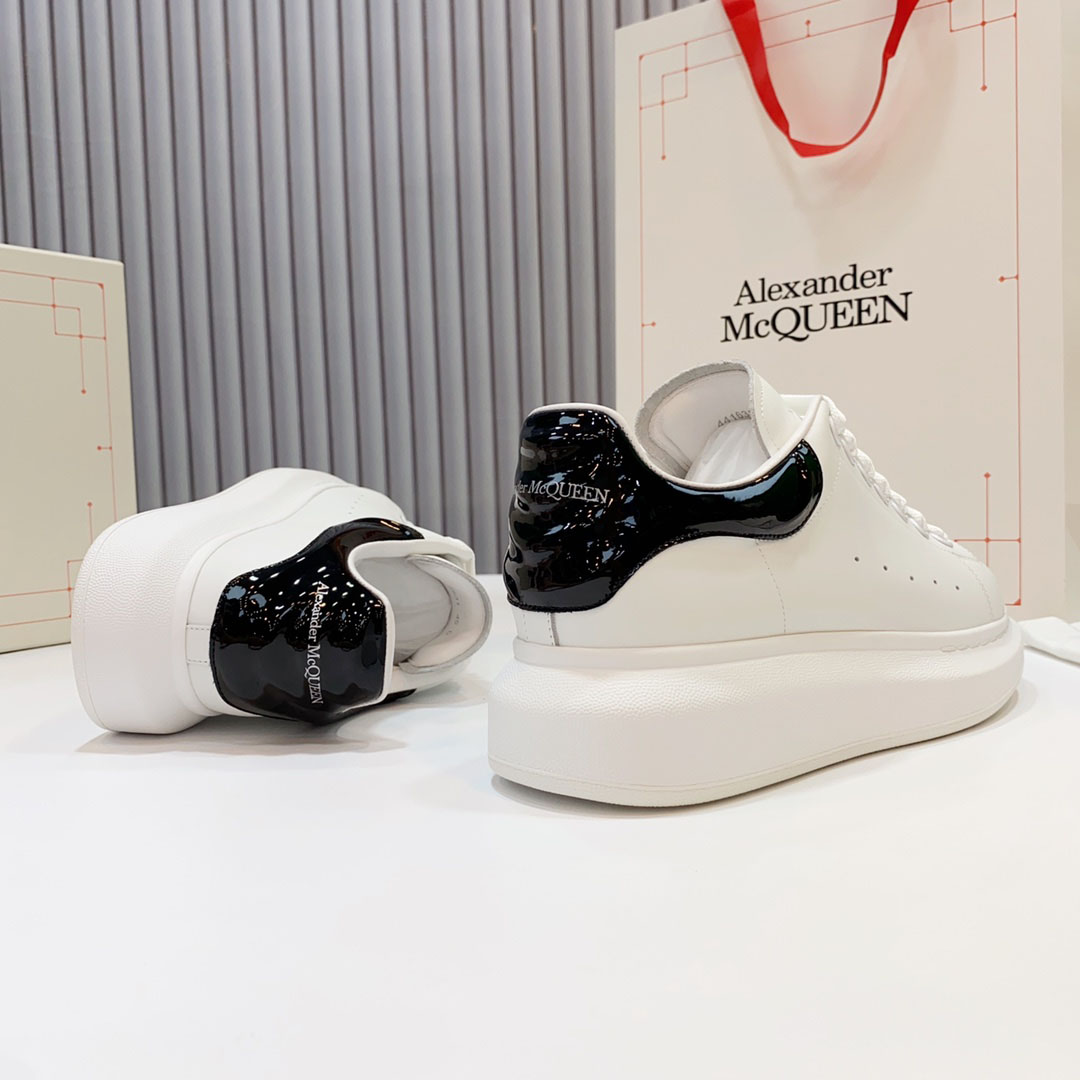 Alexander McQueen Oversized Sneaker  'White Black' - DesignerGu