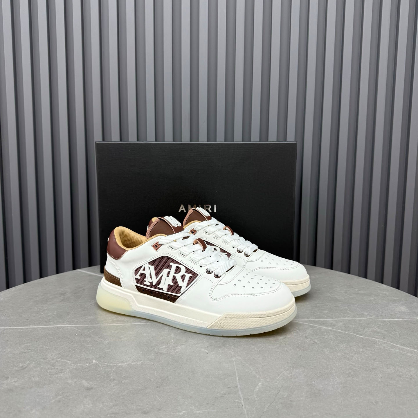 Amiri Pebbled Classic Low Sneakers - DesignerGu