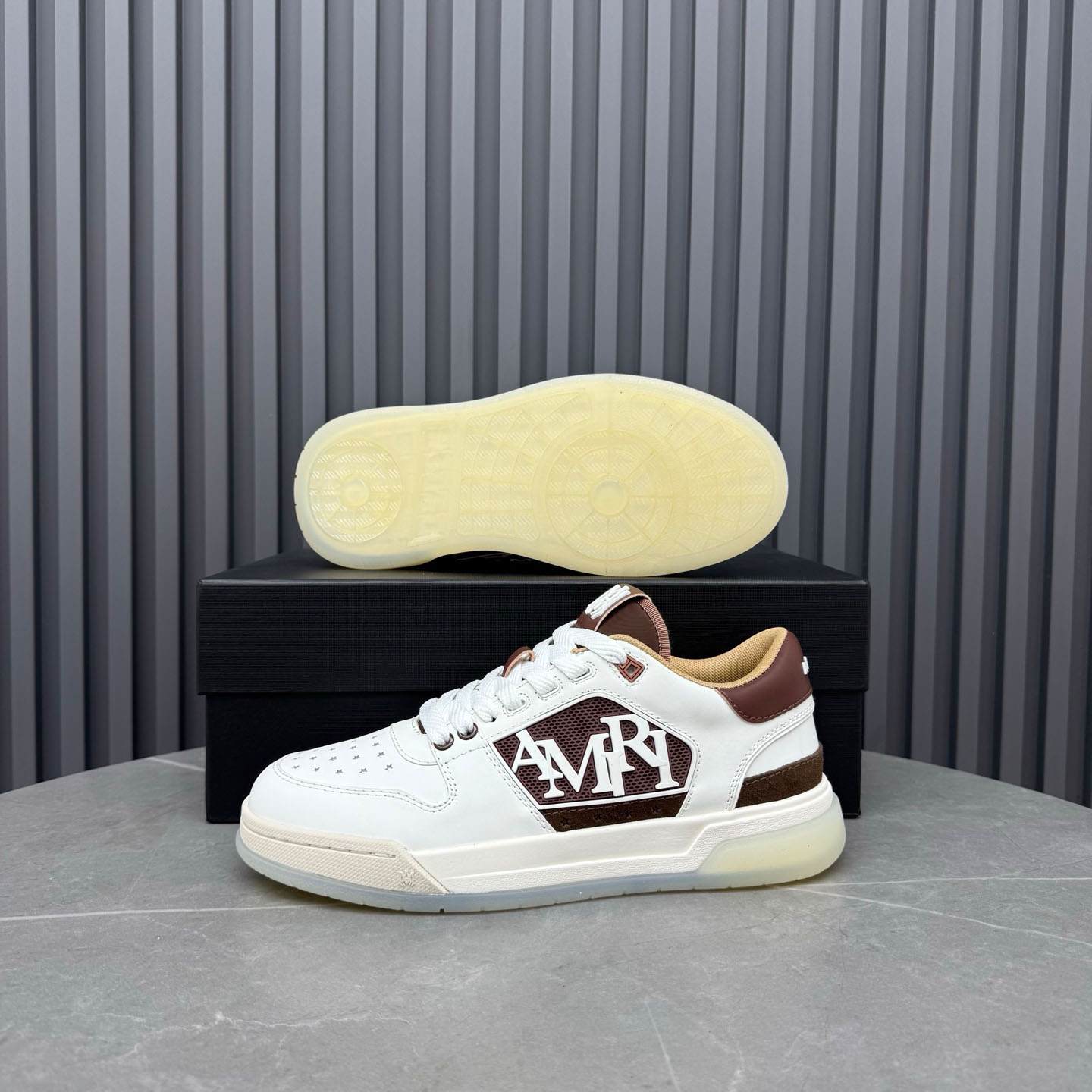 Amiri Pebbled Classic Low Sneakers - DesignerGu