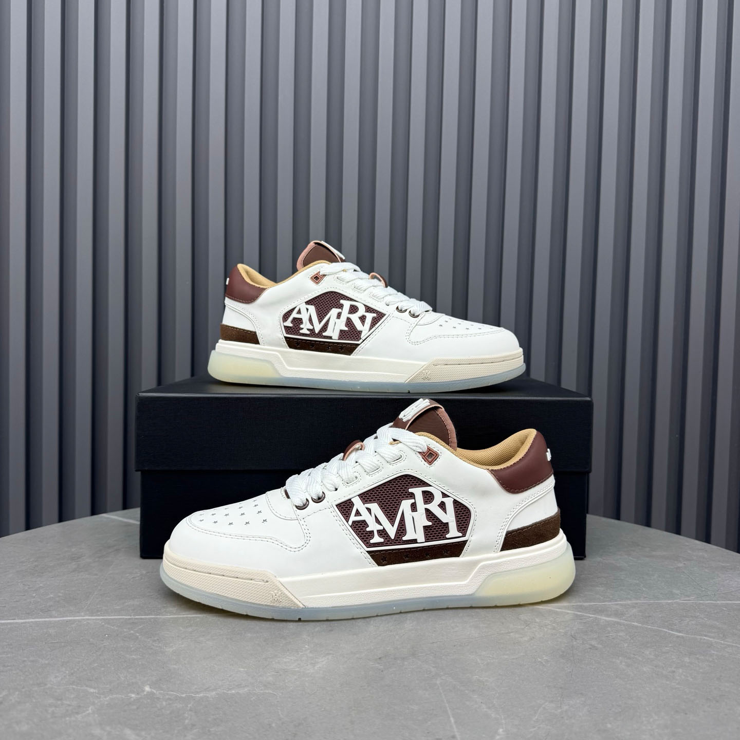 Amiri Pebbled Classic Low Sneakers - DesignerGu