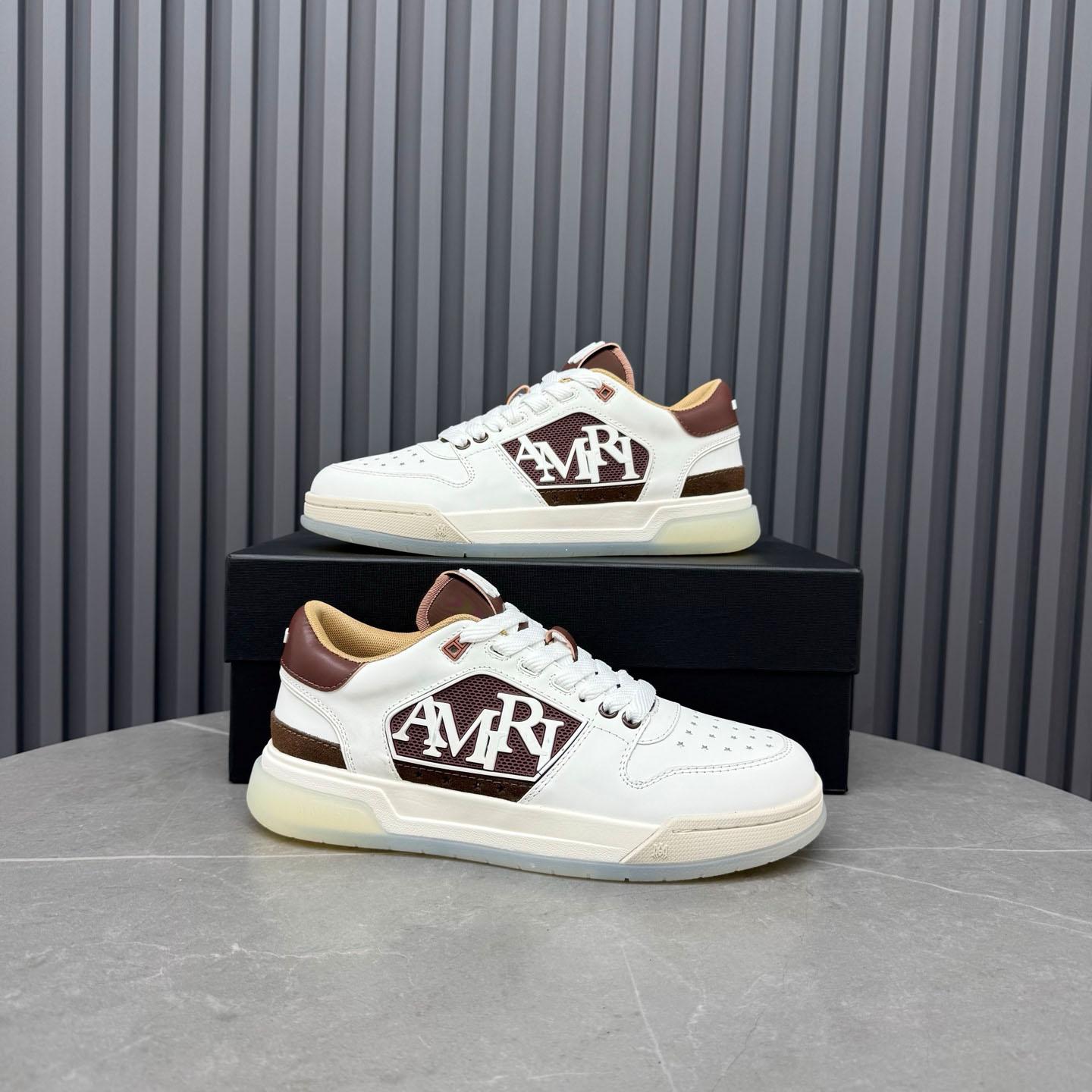 Amiri Pebbled Classic Low Sneakers - DesignerGu