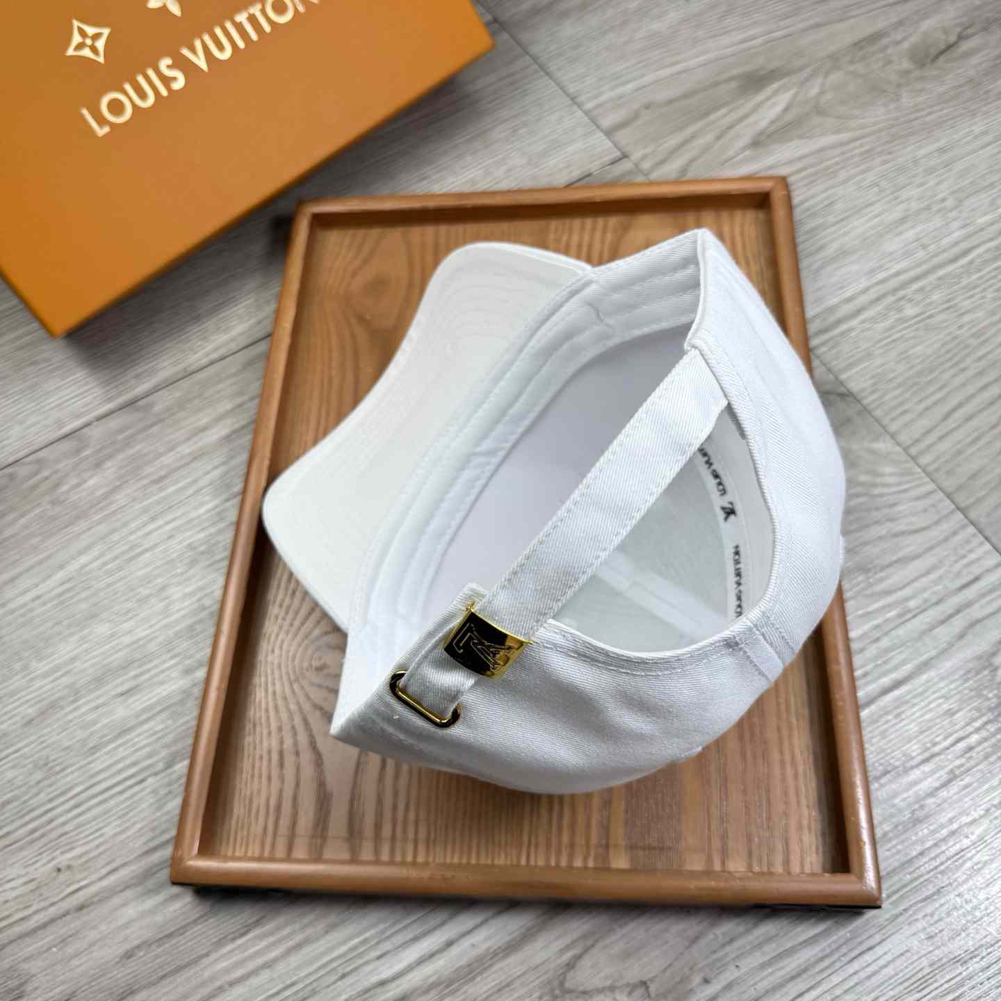 Louis Vuitton Golf Cap - DesignerGu