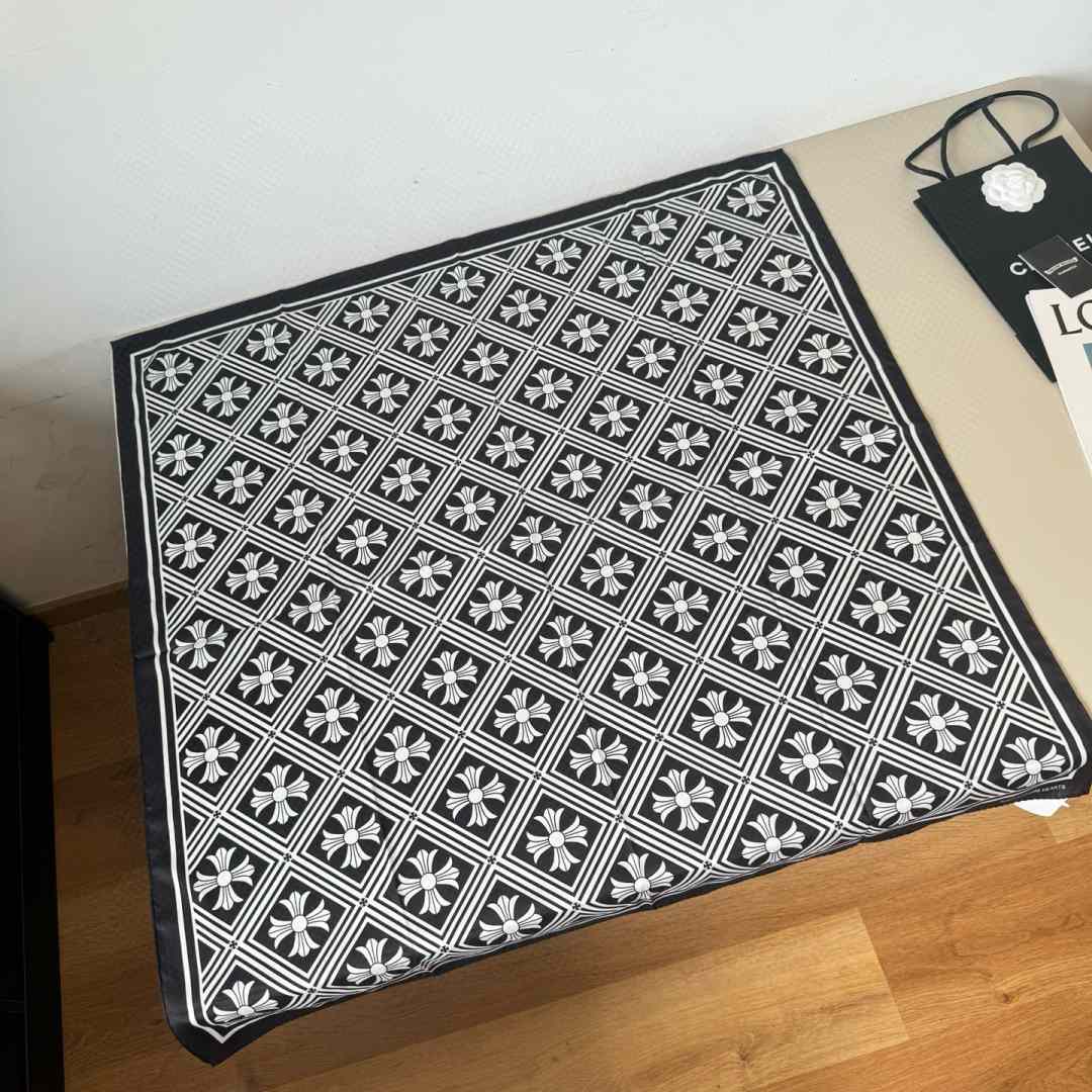 Chrome Heart Square Silk Scarf - DesignerGu