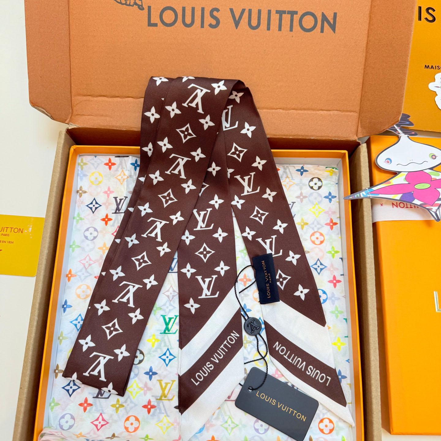 Louis Vuitton Monogram Silhouette BB Bandeau  - DesignerGu