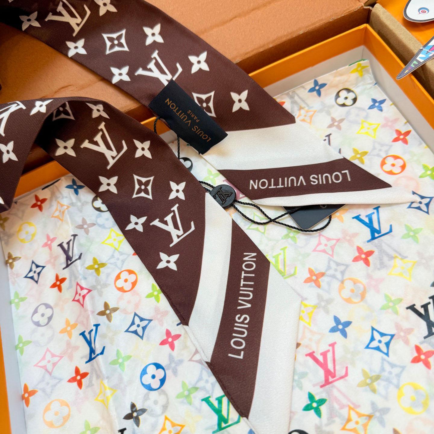 Louis Vuitton Monogram Silhouette BB Bandeau  - DesignerGu