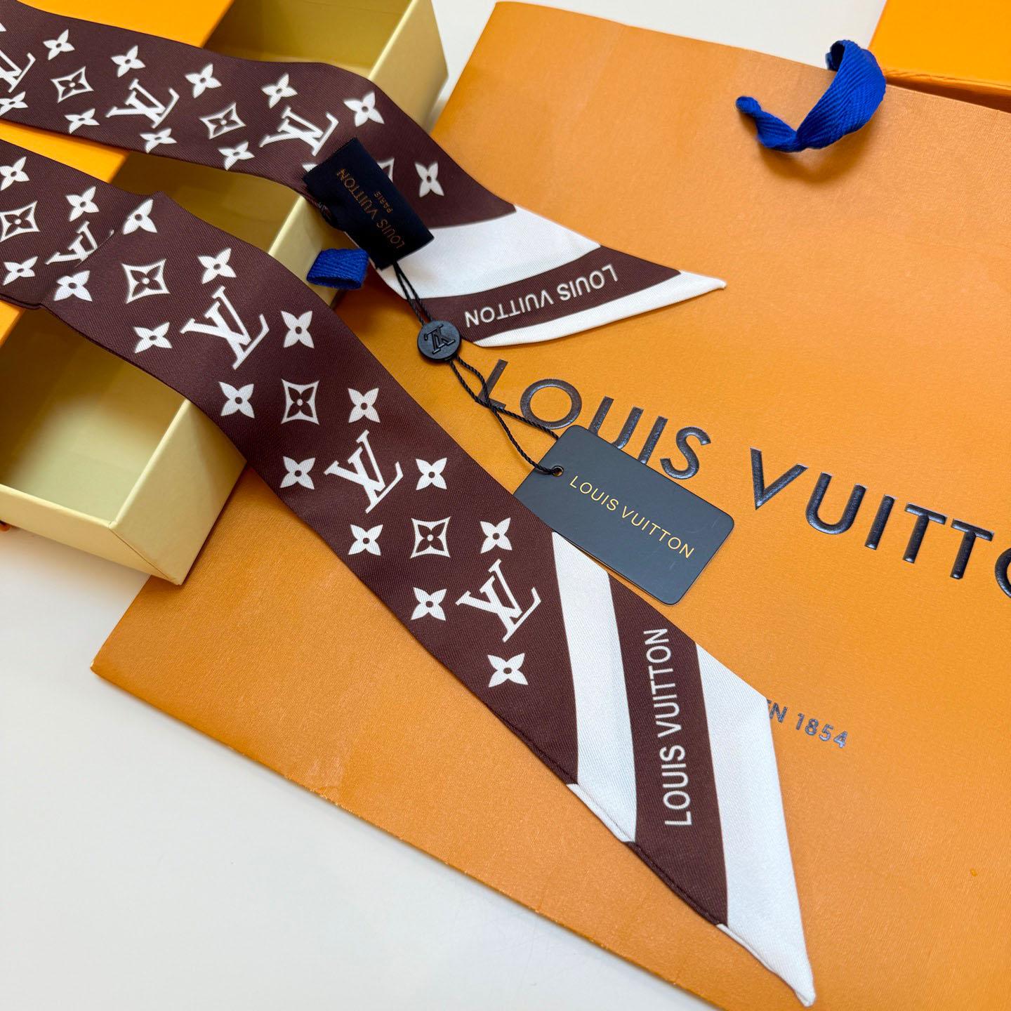 Louis Vuitton Monogram Silhouette BB Bandeau  - DesignerGu