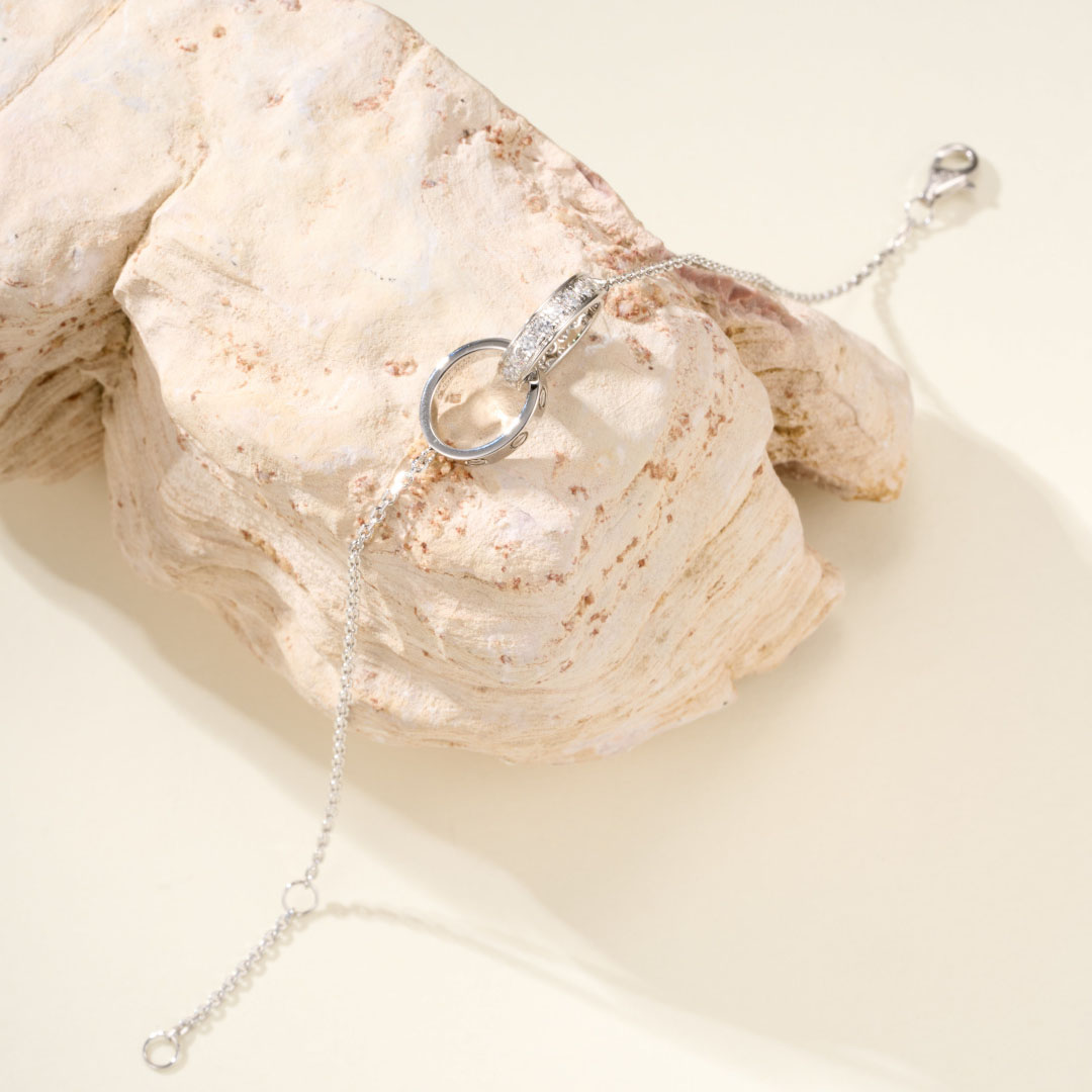 Cartier LOVE bracelet, On Chain, Half-Paved - DesignerGu