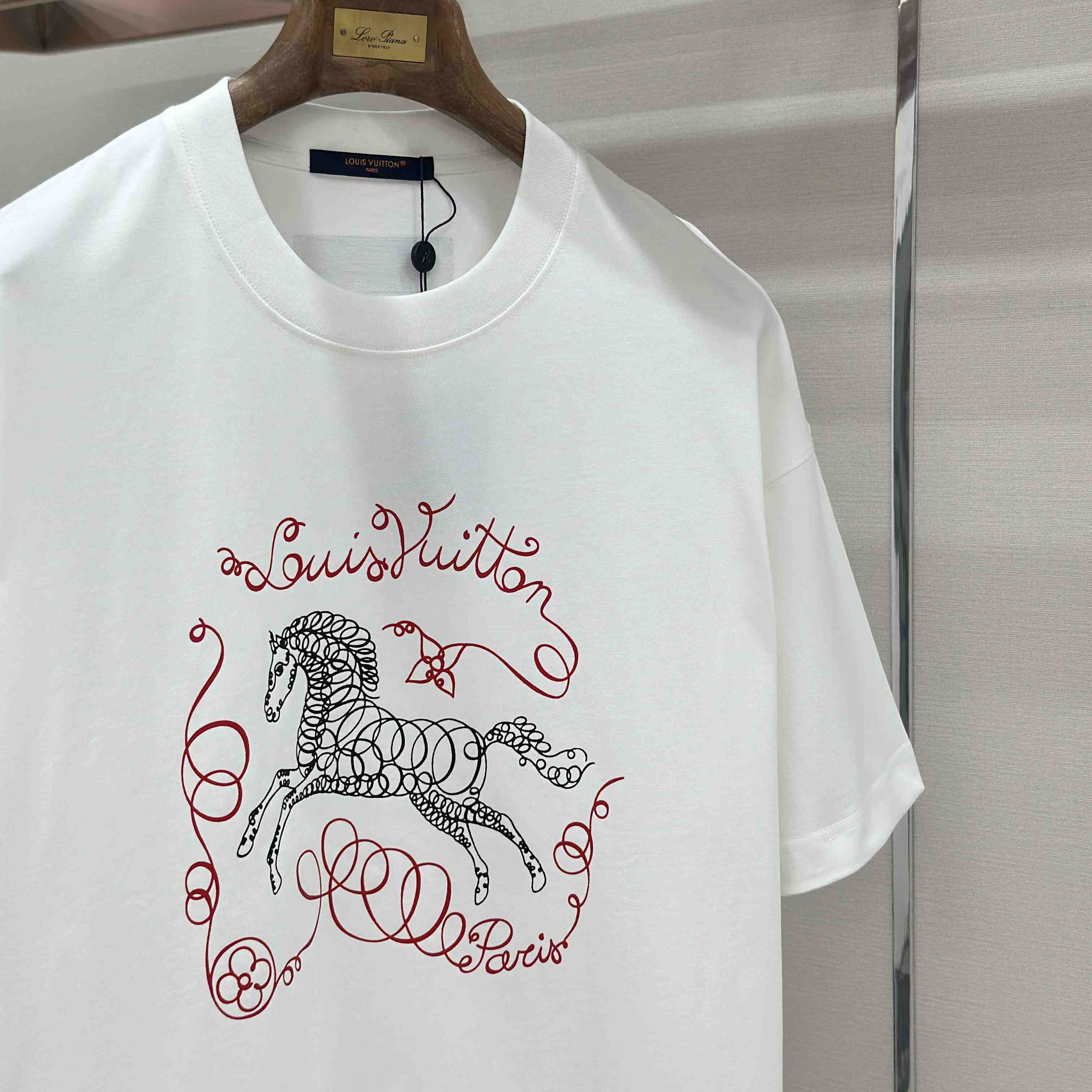 Louis Vuitton Horse Print T-Shirt - DesignerGu