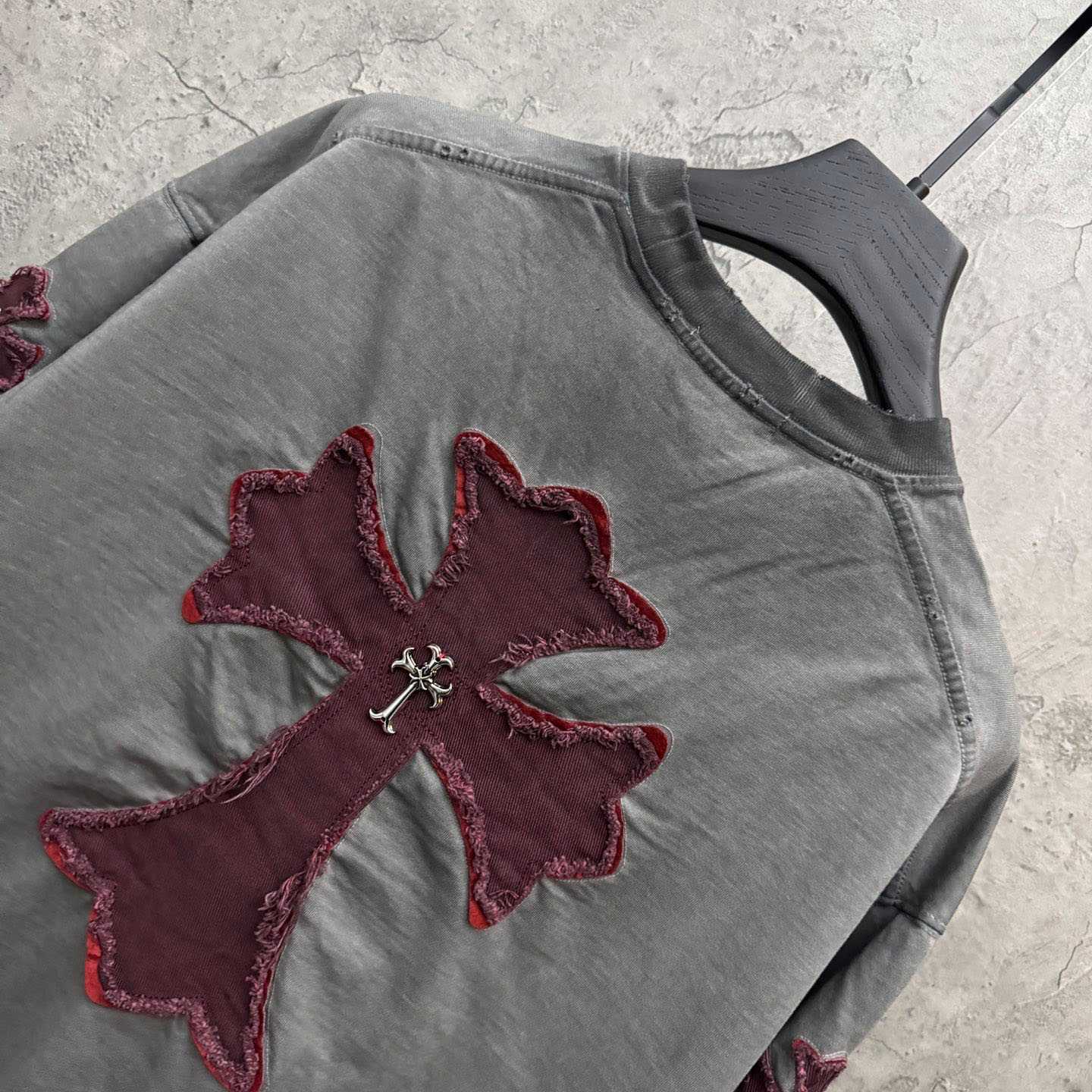 Chrome Hearts Grey Hand-Embroidered Distressed Cross  Crewneck Tee - DesignerGu