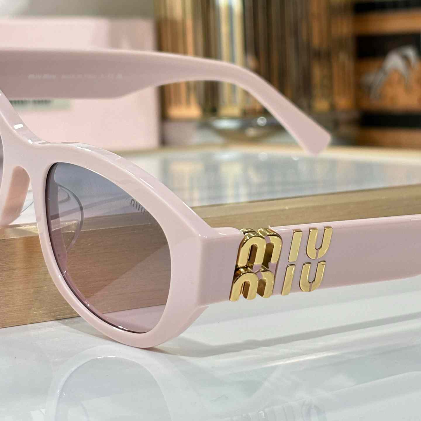 Miu Miu SUMA03 Sunglasses  - DesignerGu