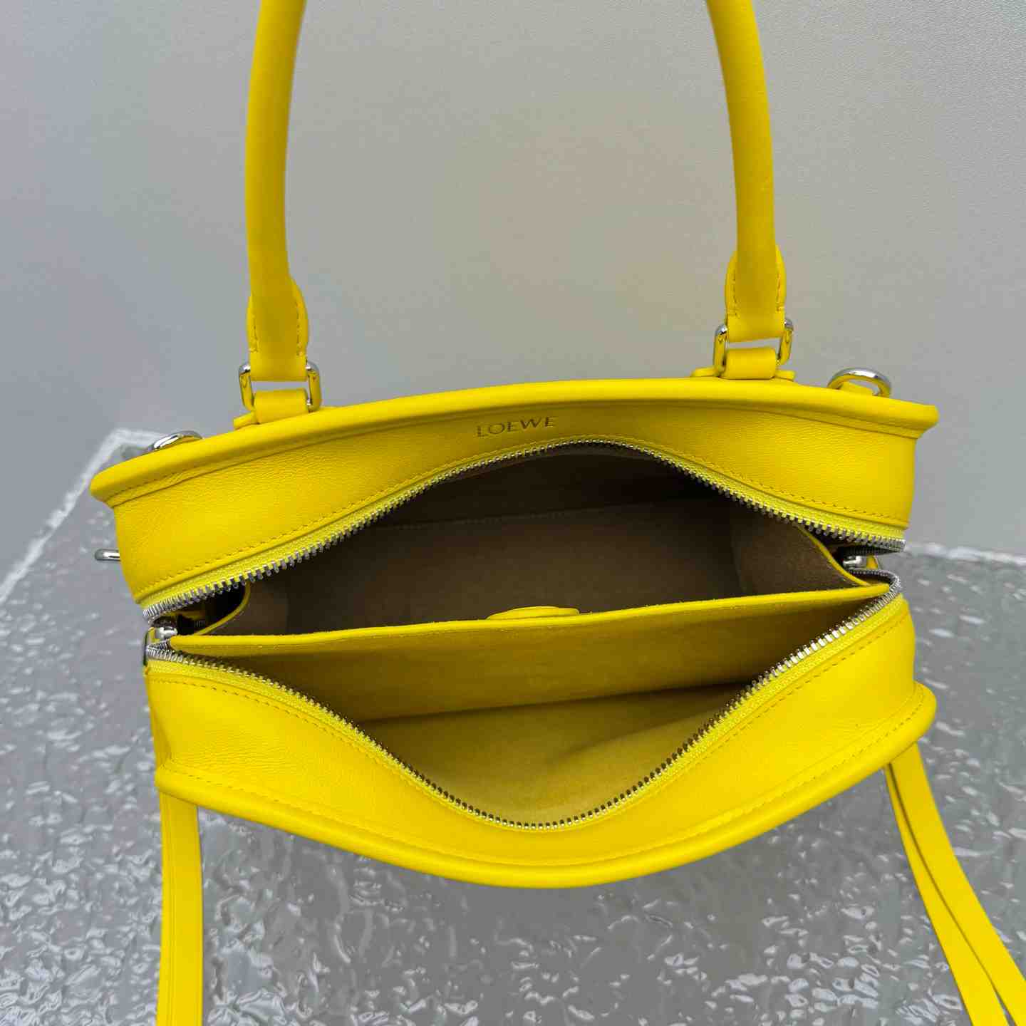 Loewe Small Amazona 180 Bag In Soft Calfskin - DesignerGu