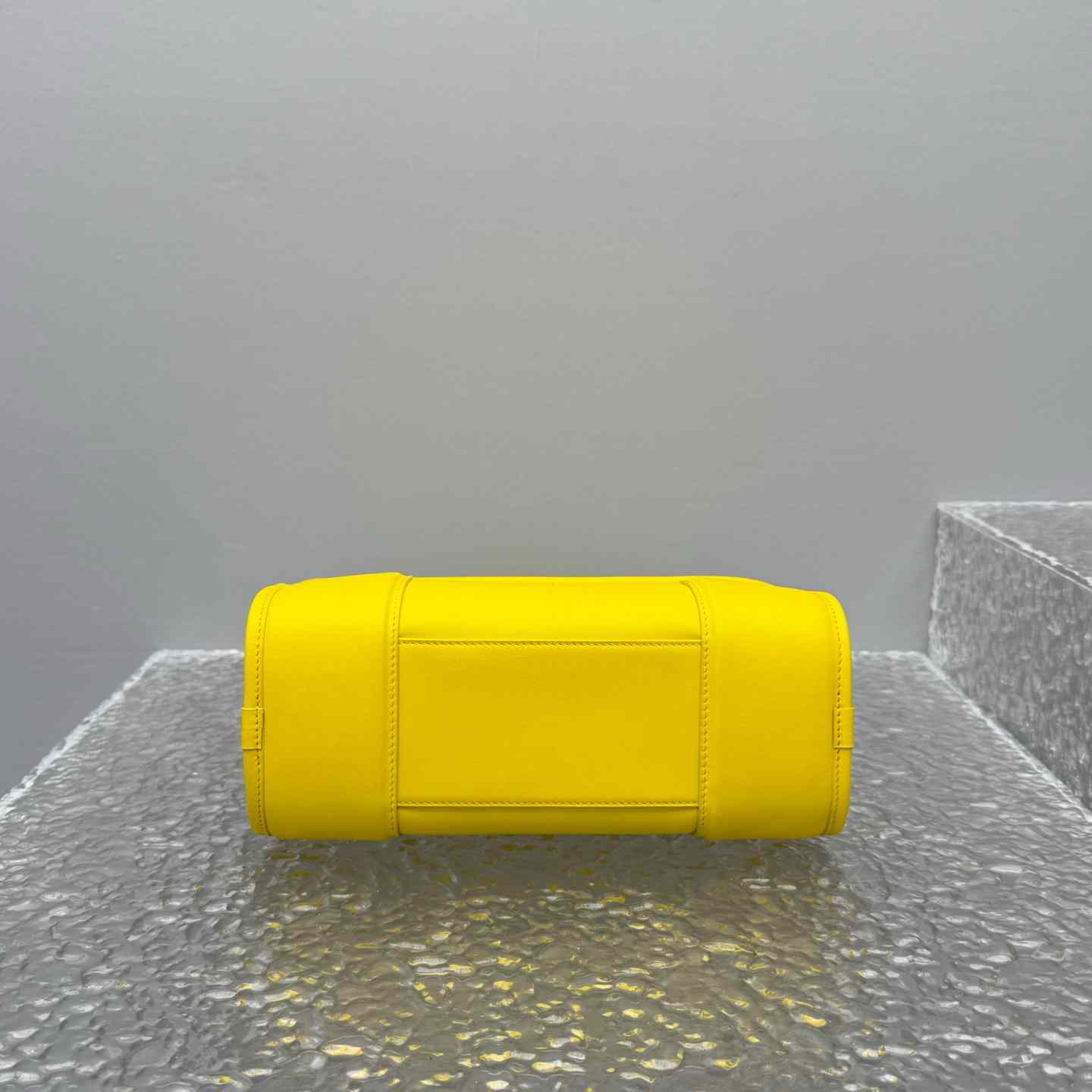 Loewe Small Amazona 180 Bag In Soft Calfskin - DesignerGu