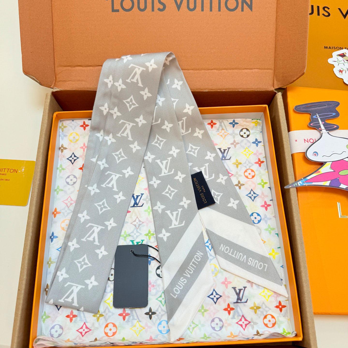 Louis Vuitton Monogram Silhouette BB Bandeau  - DesignerGu