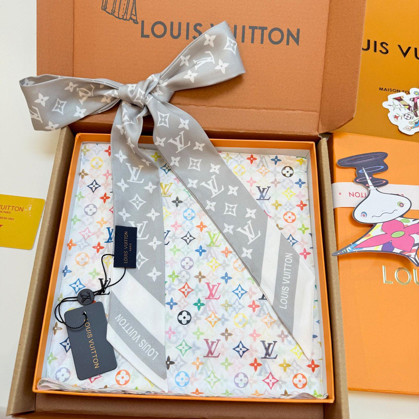 Louis Vuitton Monogram Silhouette BB Bandeau  - DesignerGu