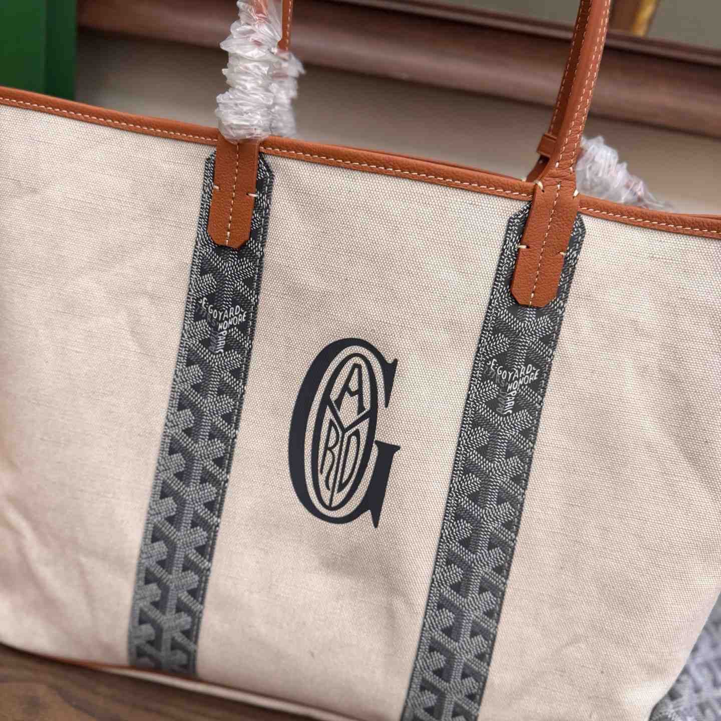 Goyard Saint Louis PM Tote Bag - DesignerGu