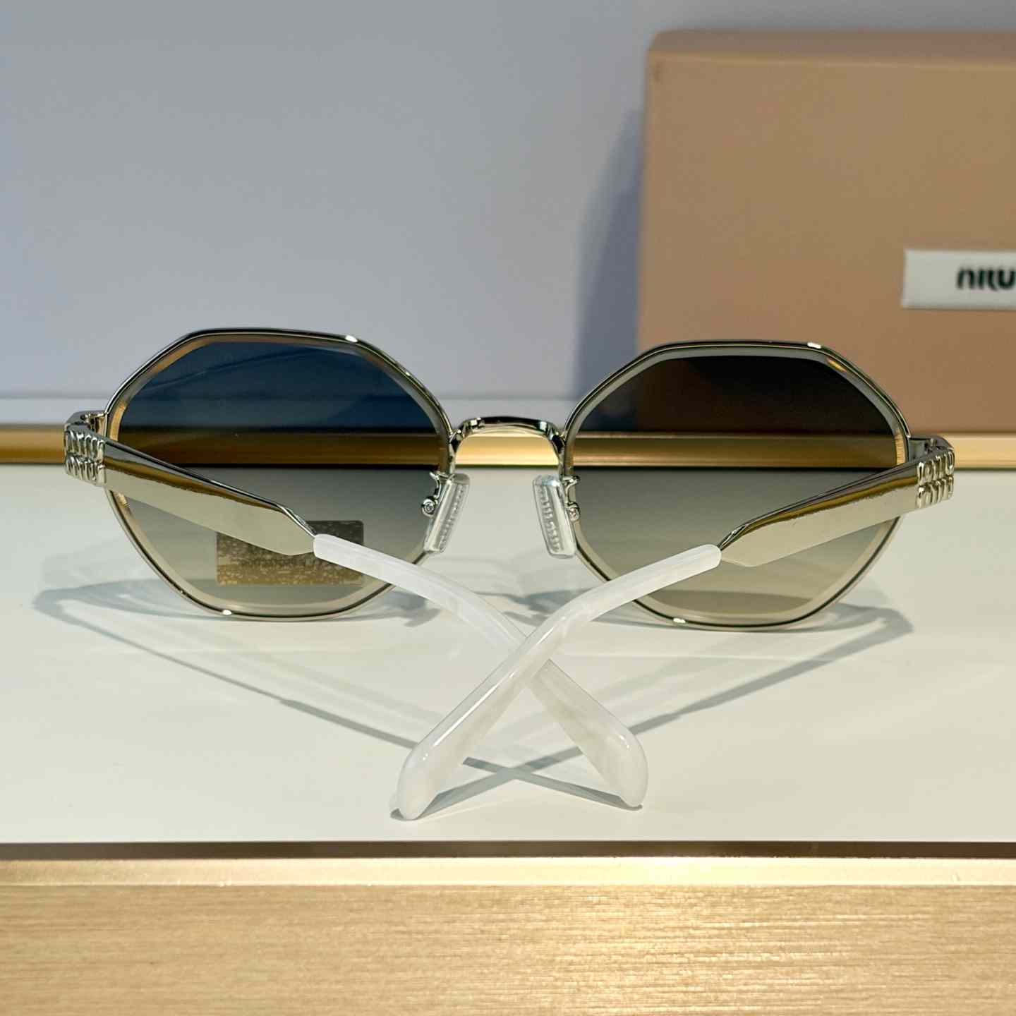 Miu Miu SMUB57S Sunglasses - DesignerGu
