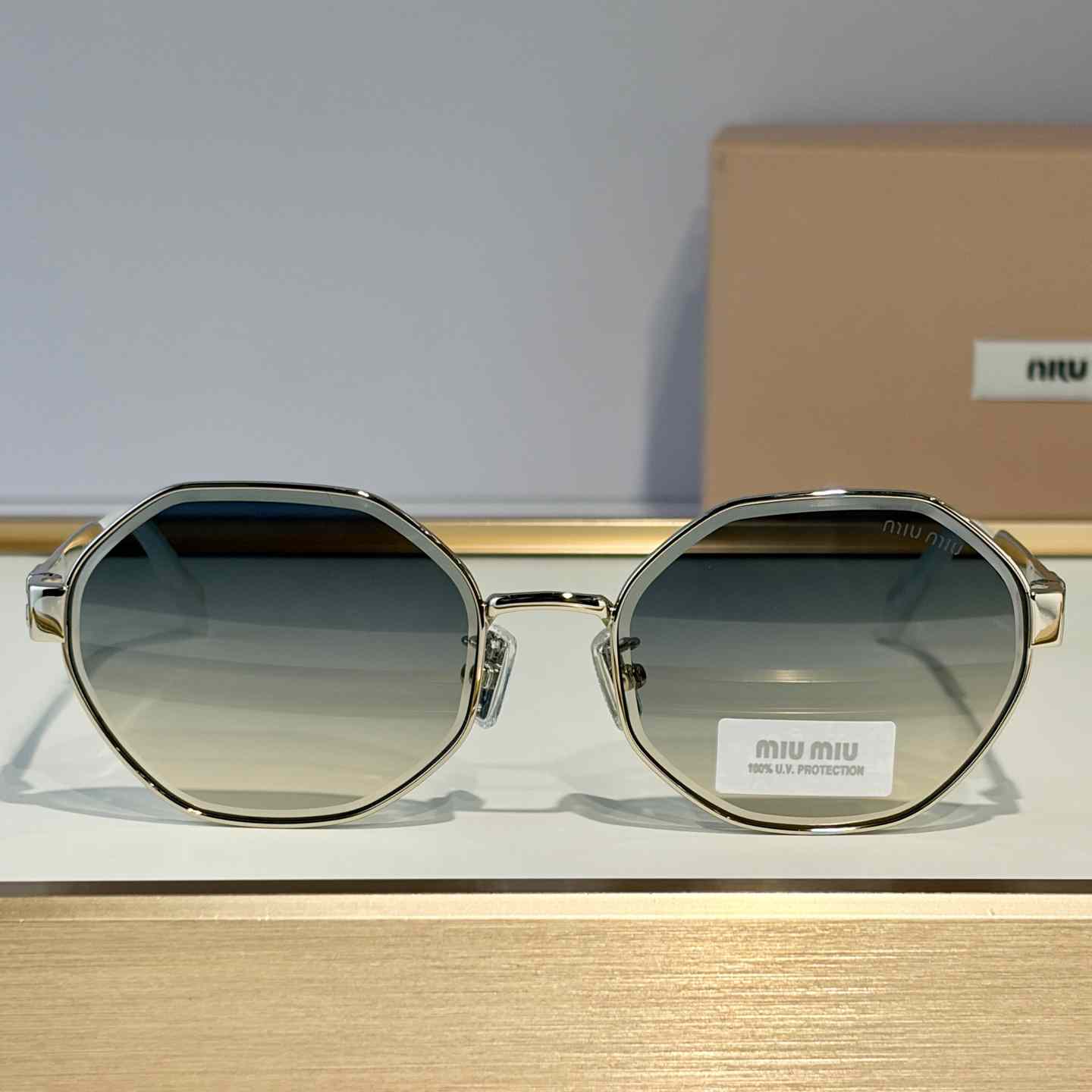 Miu Miu SMUB57S Sunglasses - DesignerGu