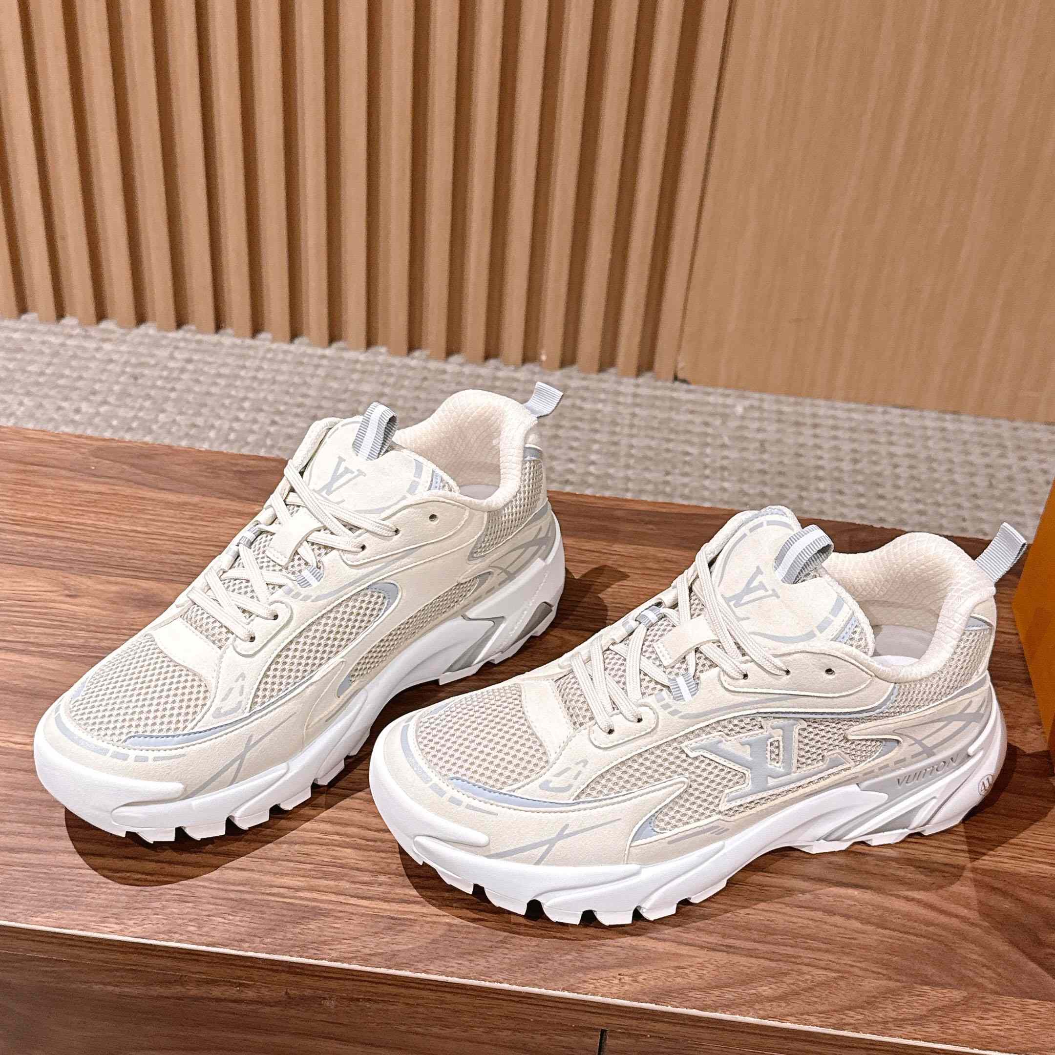 Louis Vuitton LV Tatic Runner Sneaker 1AKC33 - DesignerGu