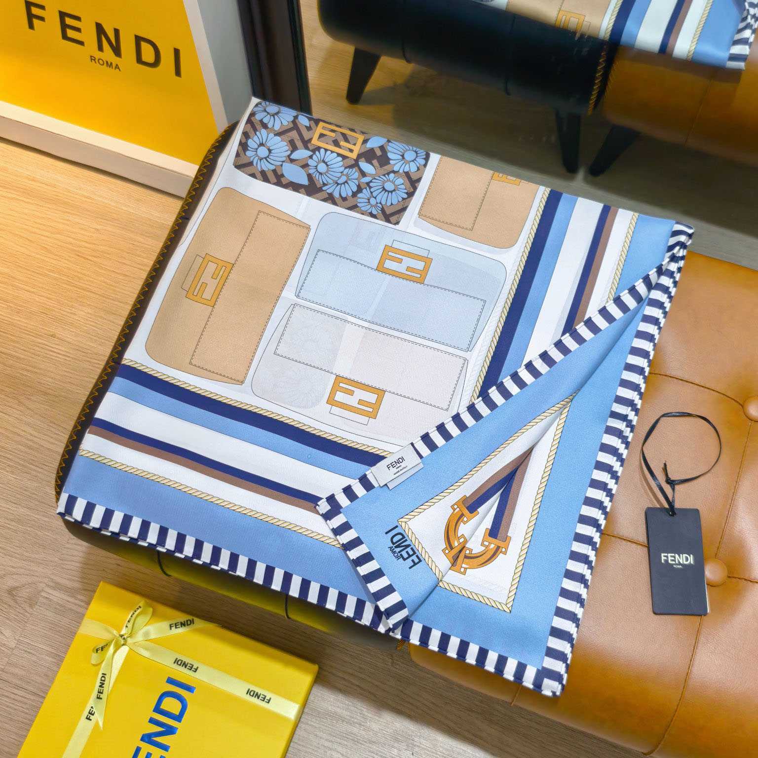 Fendi FF Foulard - DesignerGu