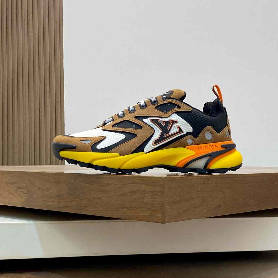 Louis Vuitton  Runner Tatic Sneaker  - DesignerGu