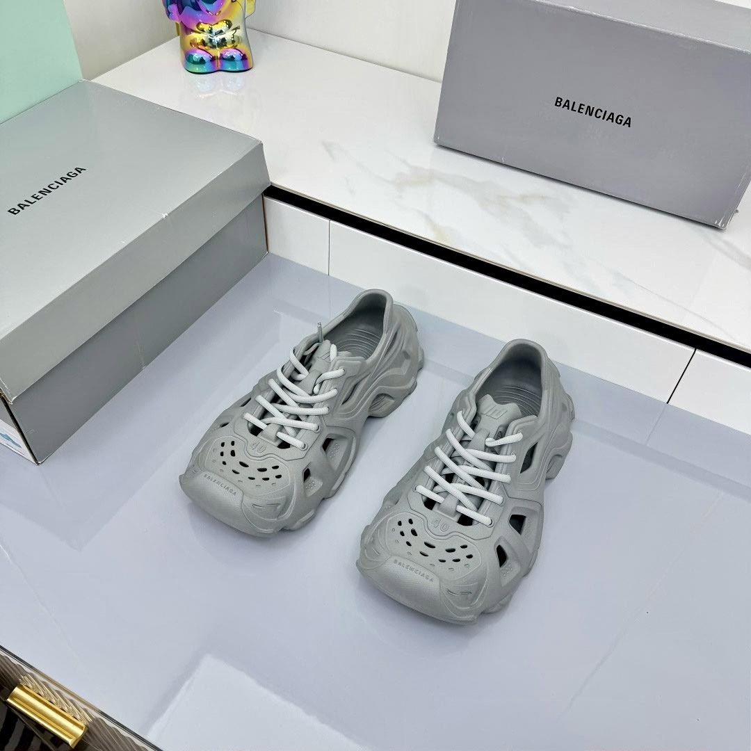 Balenciaga HD Lace-Up Sneakers - DesignerGu