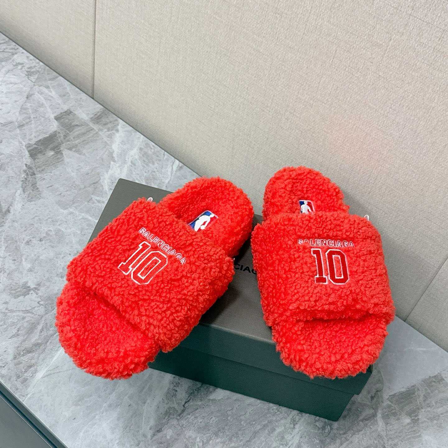Balenciaga | Nba Collaboration Furry Open Mule - DesignerGu
