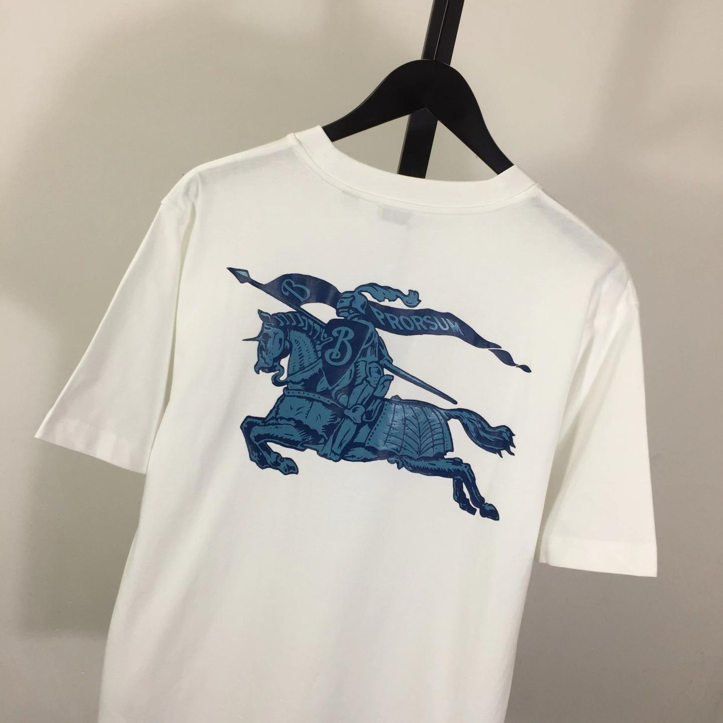 Burberry Heritage Logo Cotton T-shirt - DesignerGu