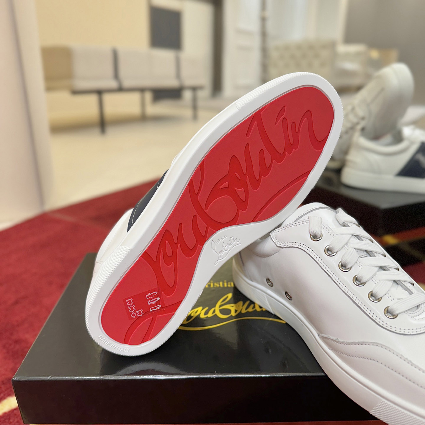 Christian Louboutin Retero Sneakers - DesignerGu