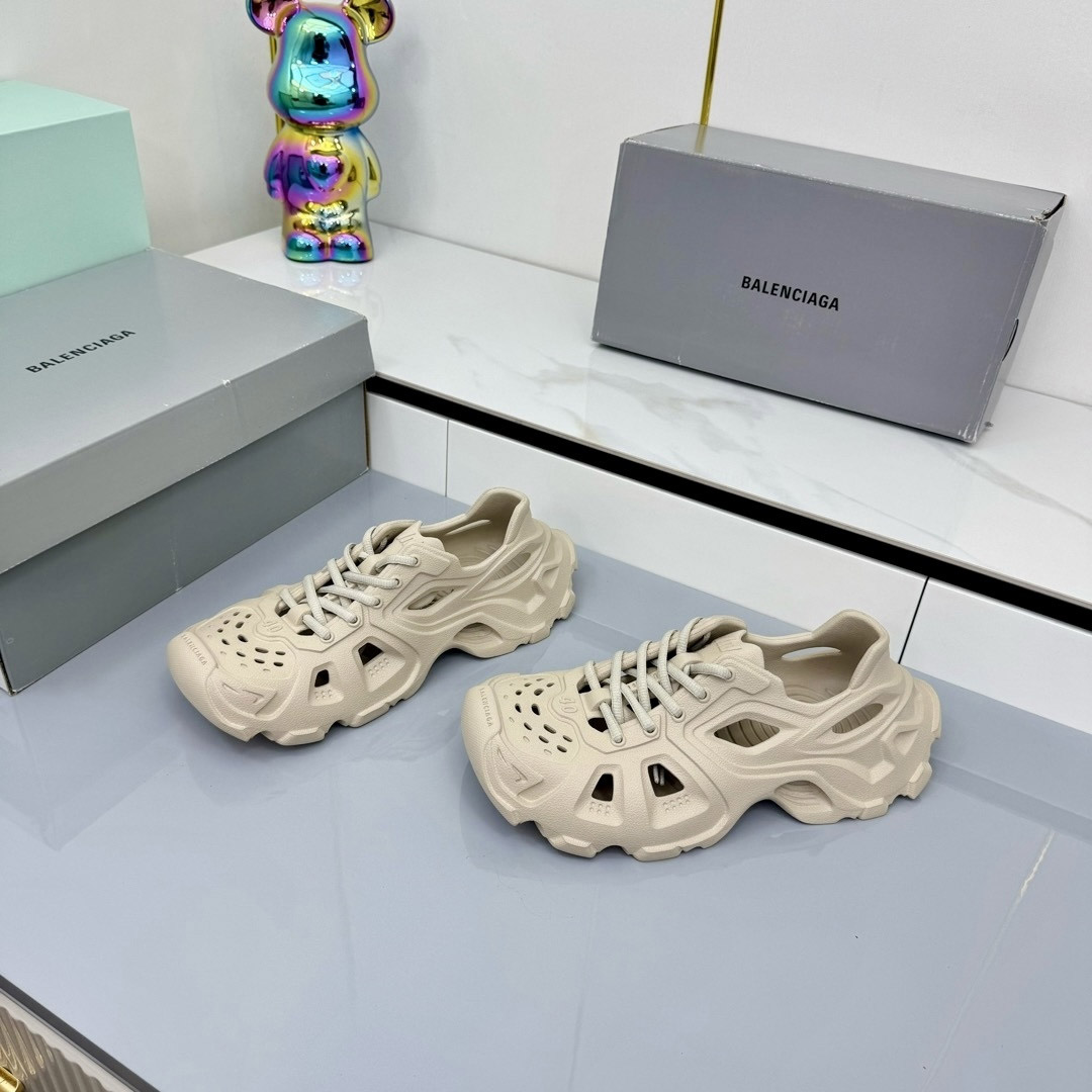 Balenciaga HD Lace-Up Sneakers - DesignerGu