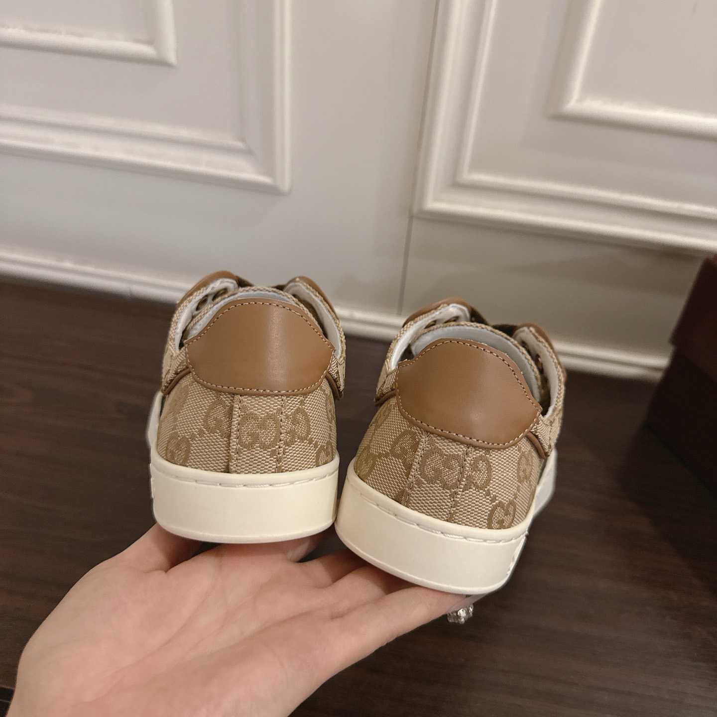 Gucci Stretch Low-Top Sneaker - DesignerGu