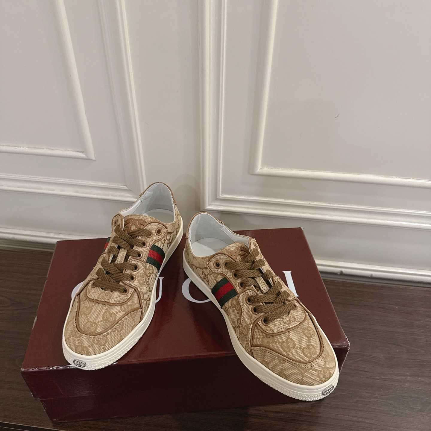 Gucci Stretch Low-Top Sneaker - DesignerGu
