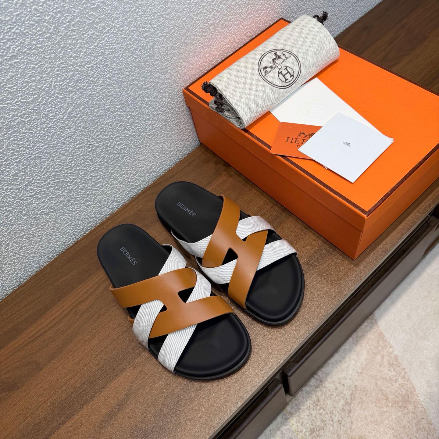 Hermes Kazimir Sandal - DesignerGu
