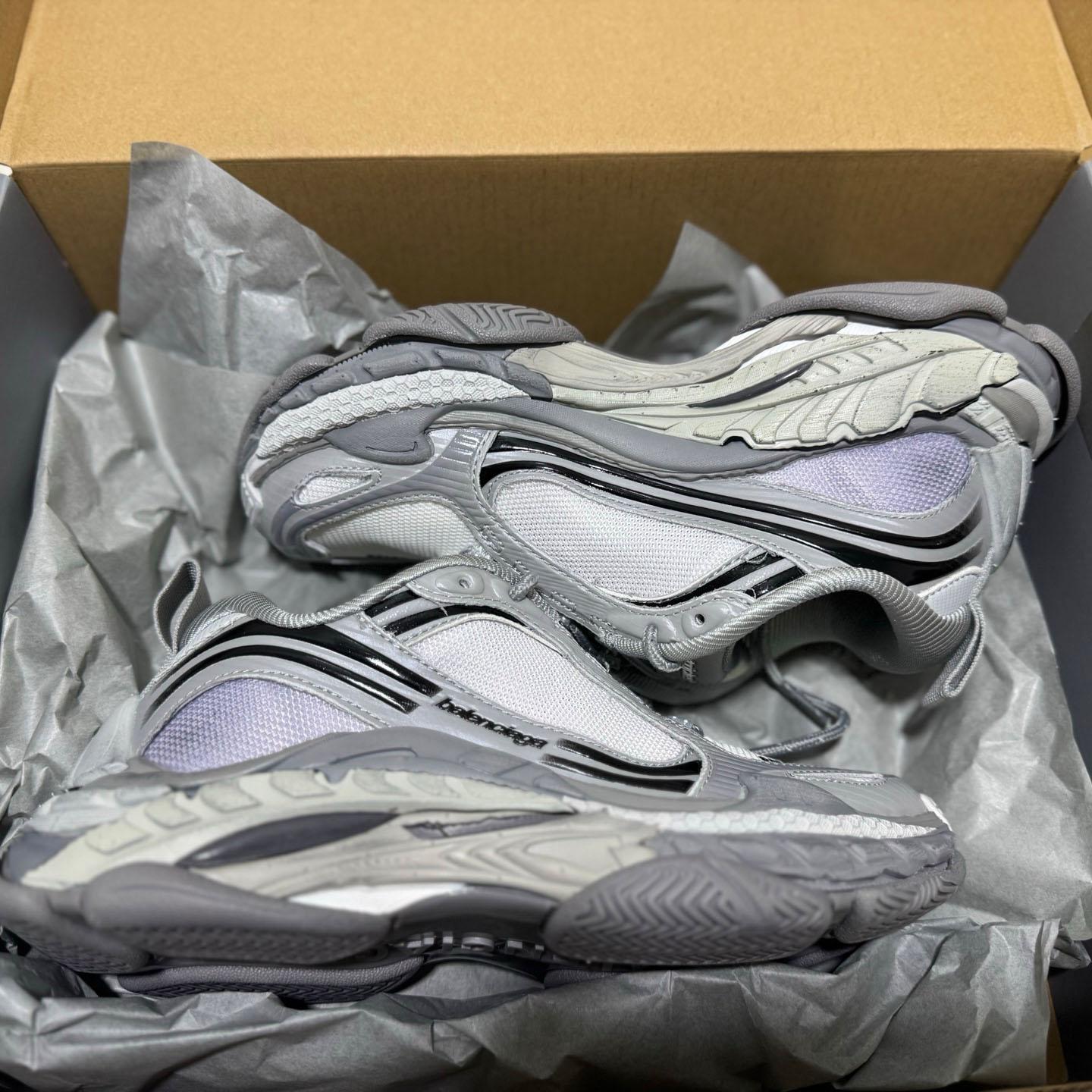 Balenciaga Triple S .2 Sneaker  - DesignerGu