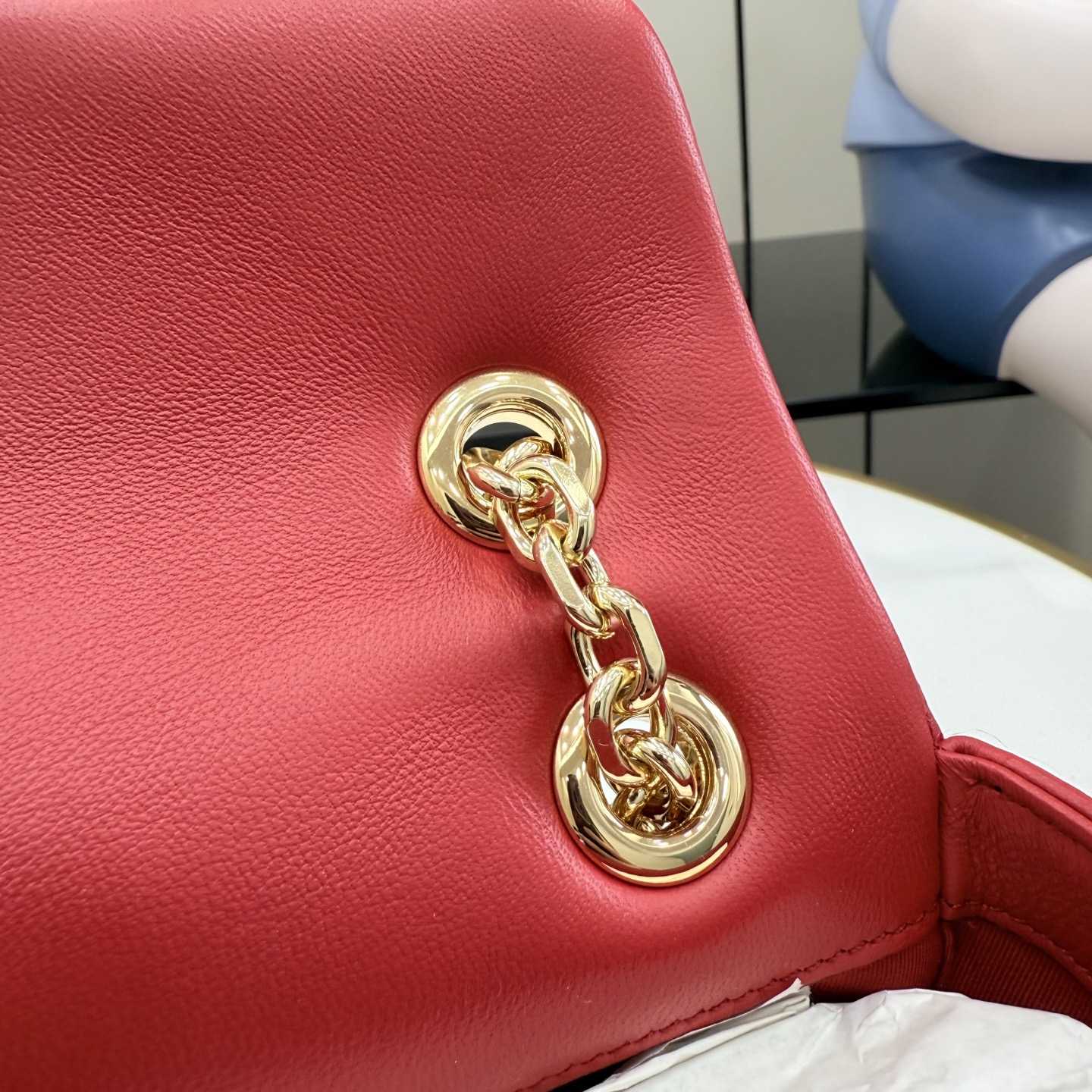 Gucci GG Marmont Small Shoulder Bag - DesignerGu