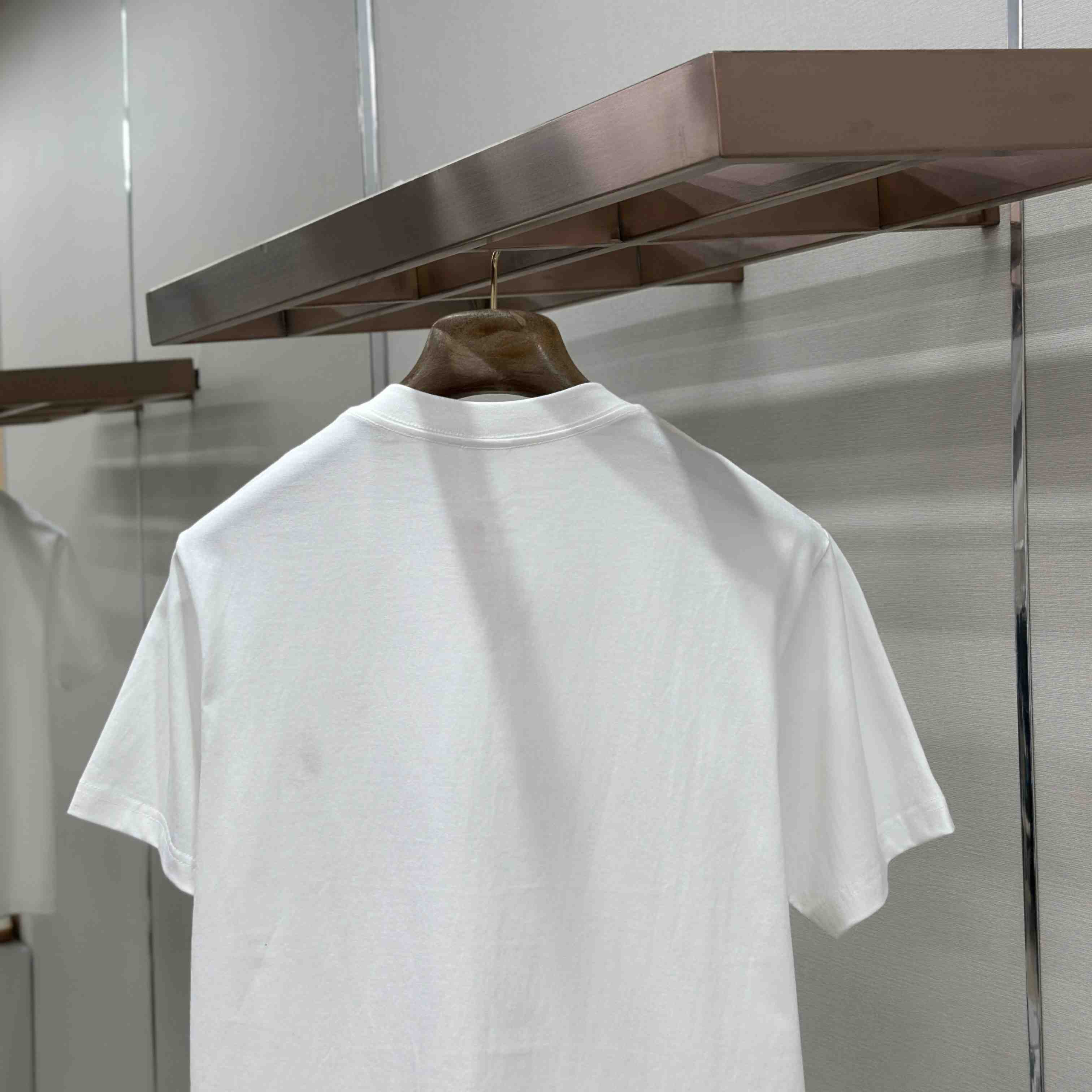 Supreme x Swarovski Box Logo T-Shirt - DesignerGu