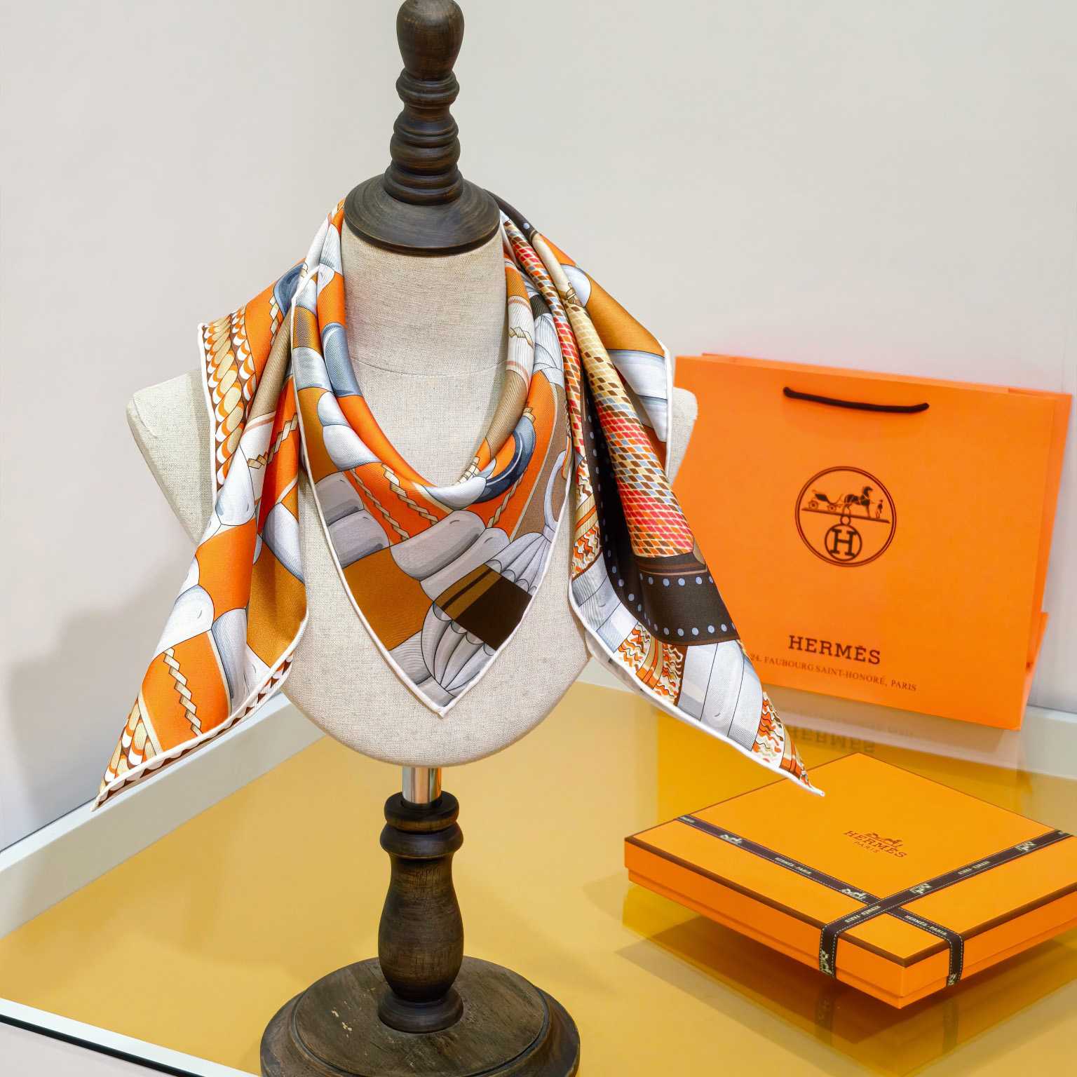 Hermes Flora Y Plata Scarf 90 - DesignerGu