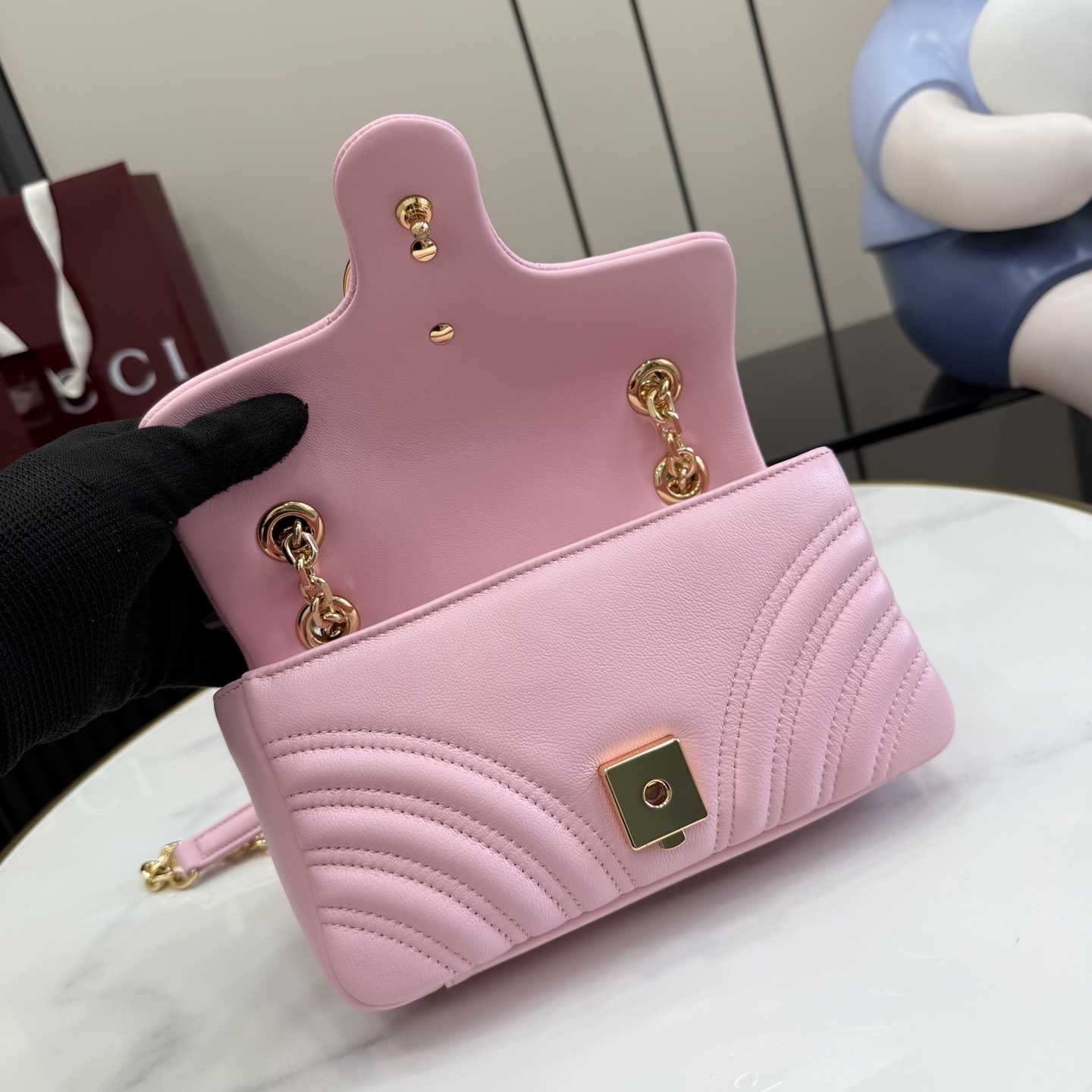 Gucci GG Marmont Small Shoulder Bag - DesignerGu