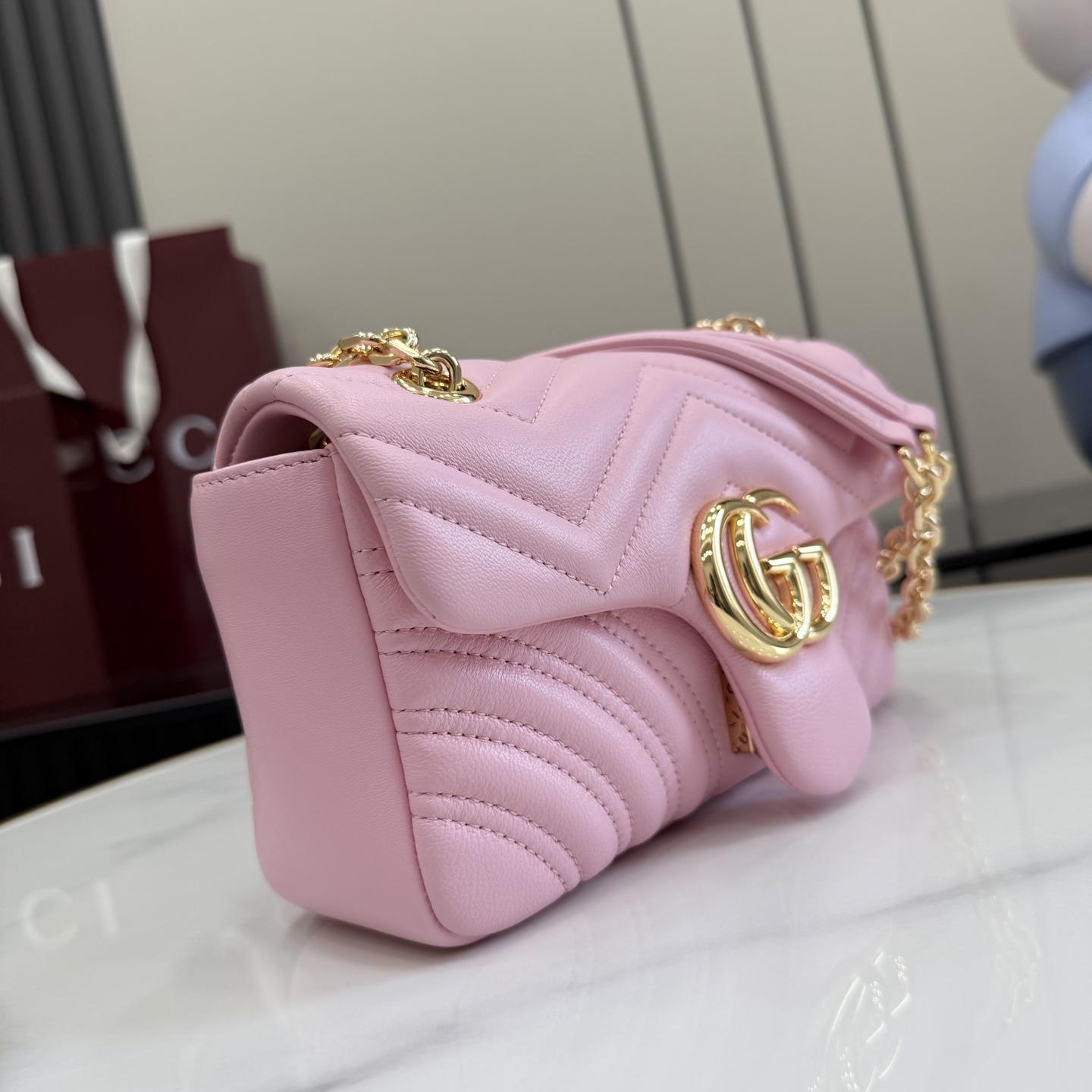 Gucci GG Marmont Small Shoulder Bag - DesignerGu
