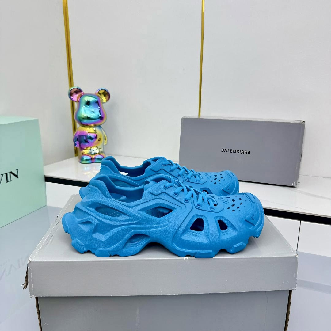 Balenciaga HD Lace-Up Sneakers - DesignerGu