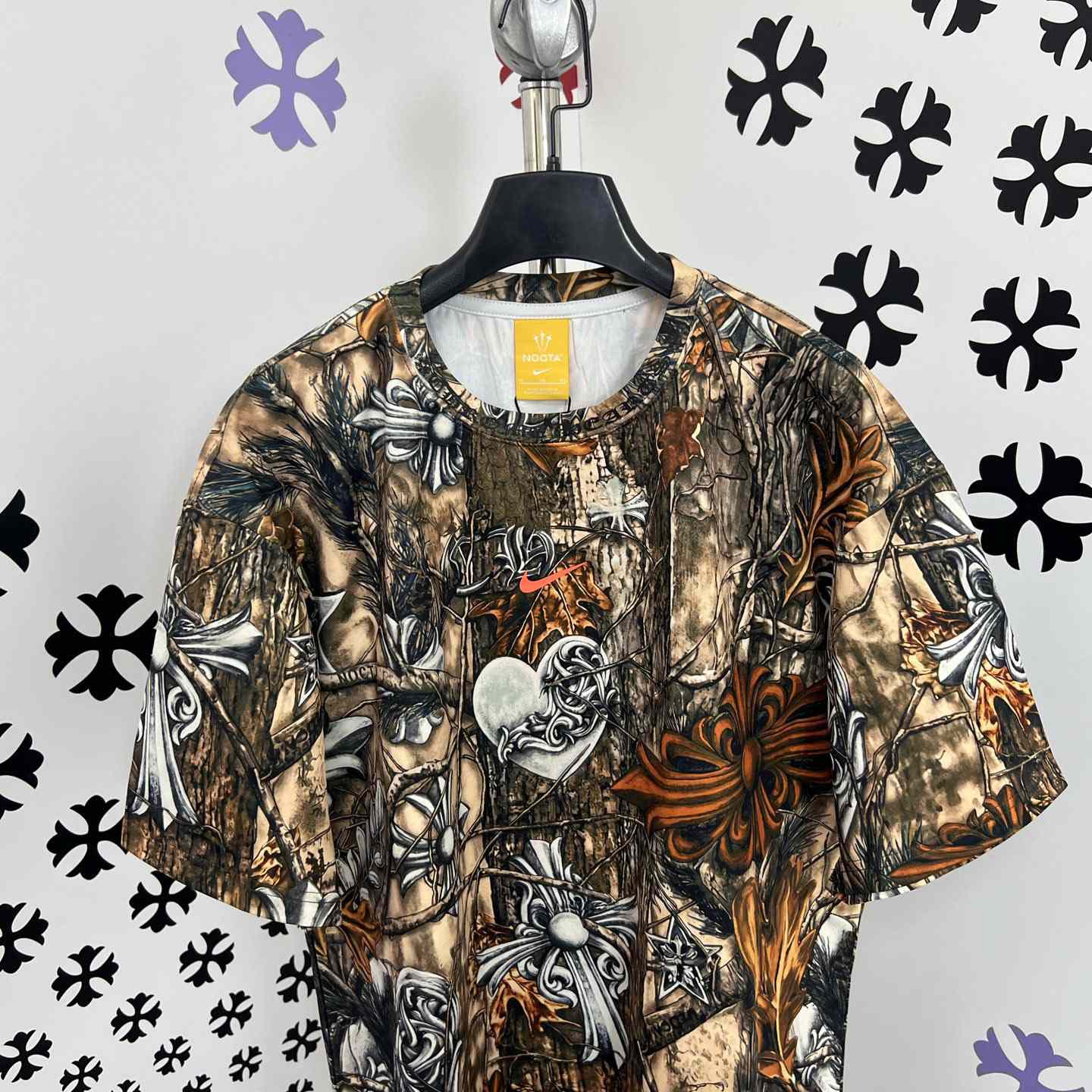 Chrome Hearts X Nike NOCTA Camouflage Horseshoe Logo T-Shirt - DesignerGu