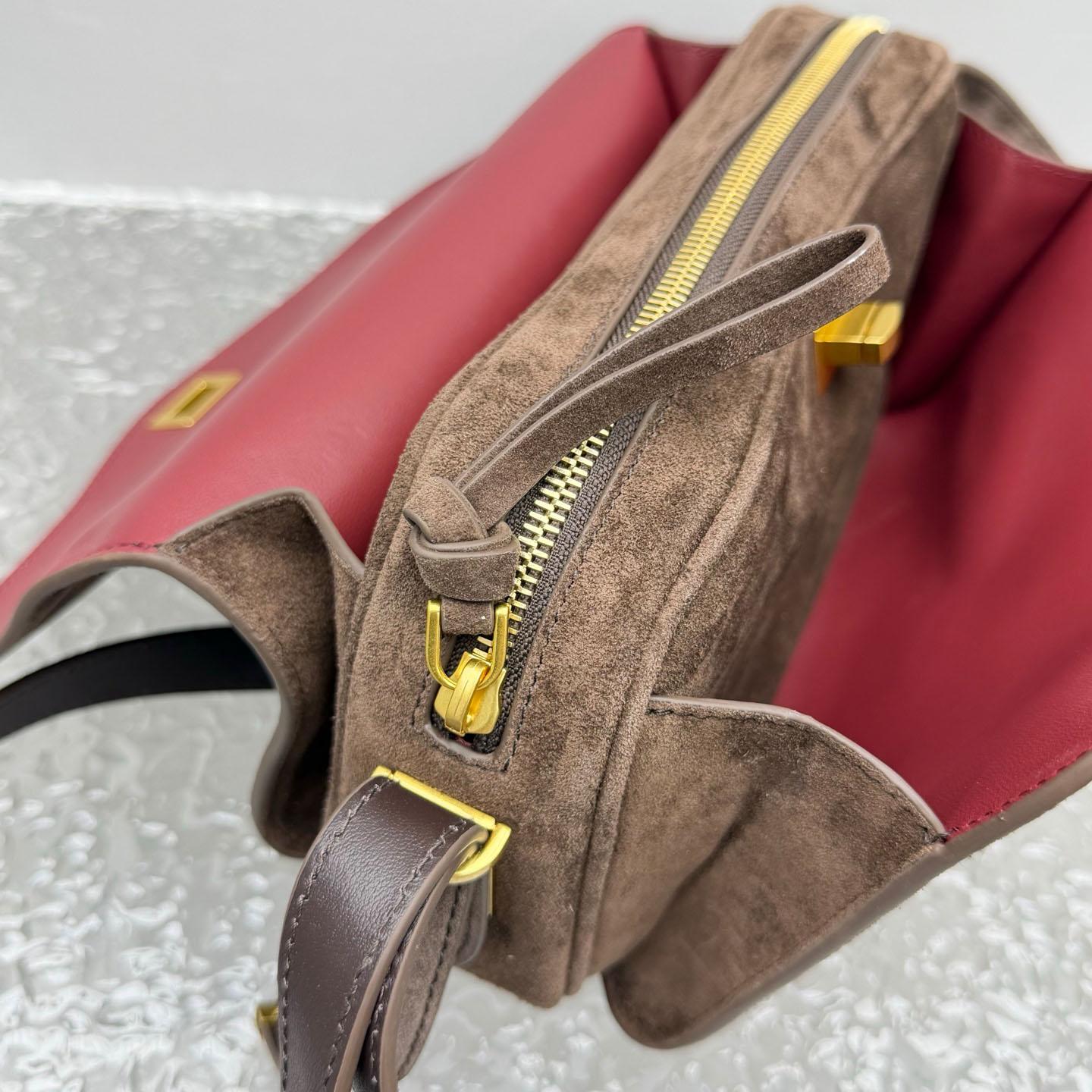 Balenciaga  Le 7 Shoulder Bag Medium In Moka - DesignerGu